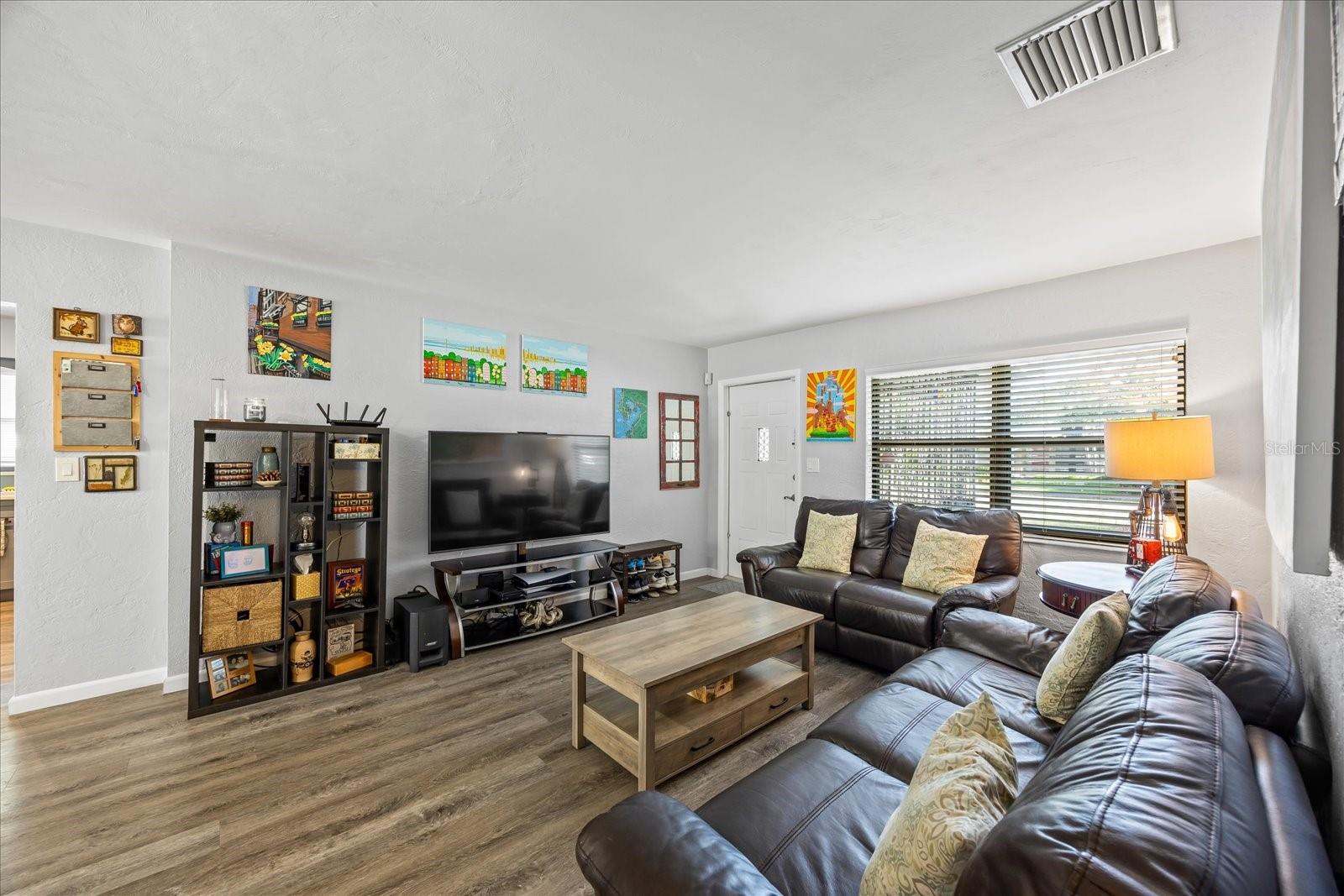 4235 DARTMOUTH AVE N, ST PETERSBURG, FL, 33713