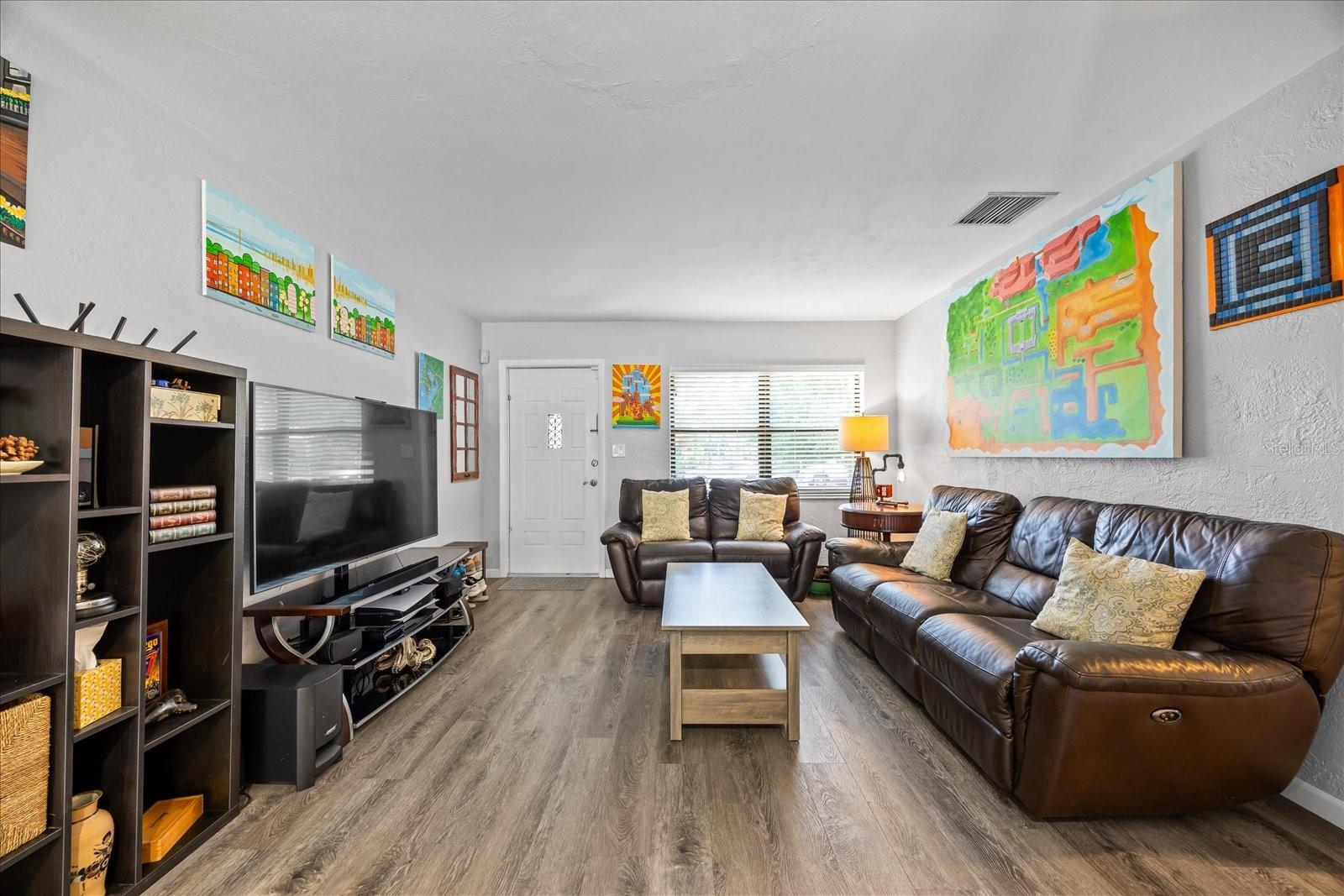 4235 DARTMOUTH AVE N, ST PETERSBURG, FL, 33713