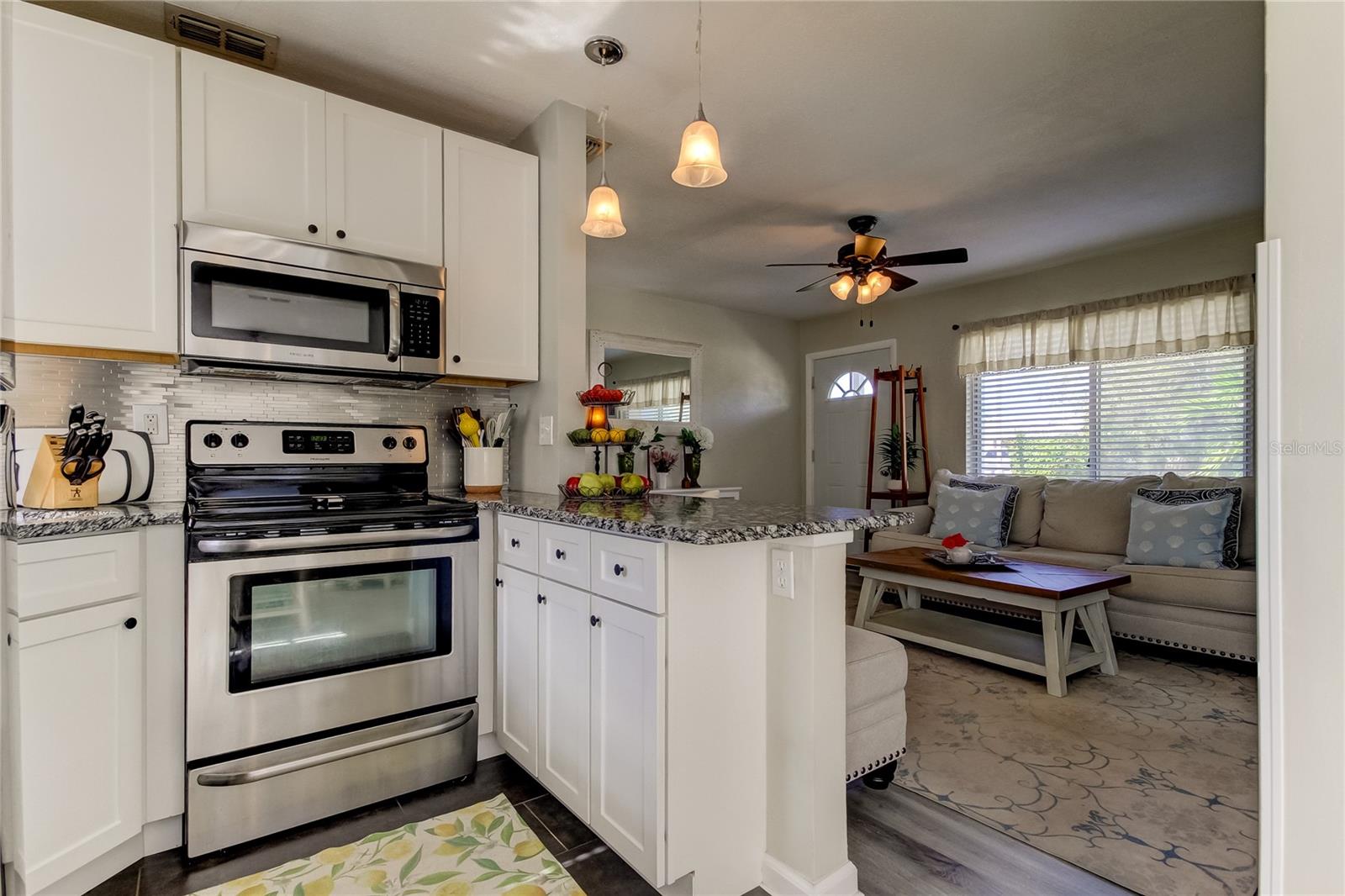 1142 56TH AVE N, ST PETERSBURG, FL, 33703
