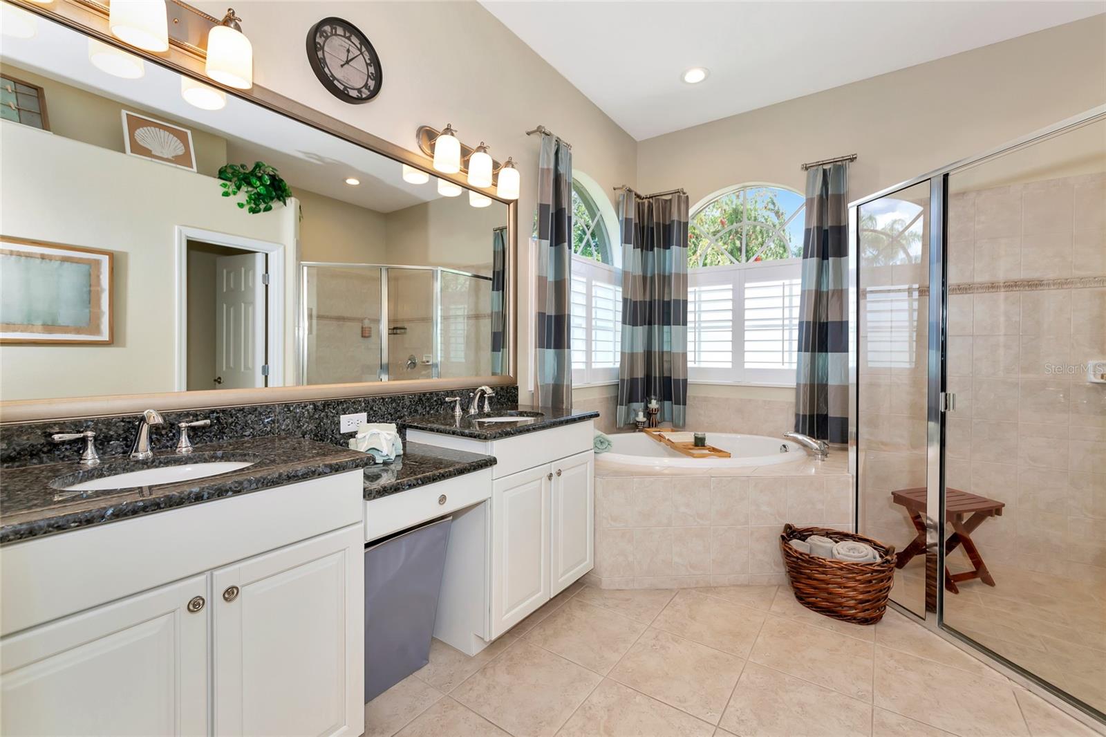 2875 GRAZELAND DR, SARASOTA, FL, 34240