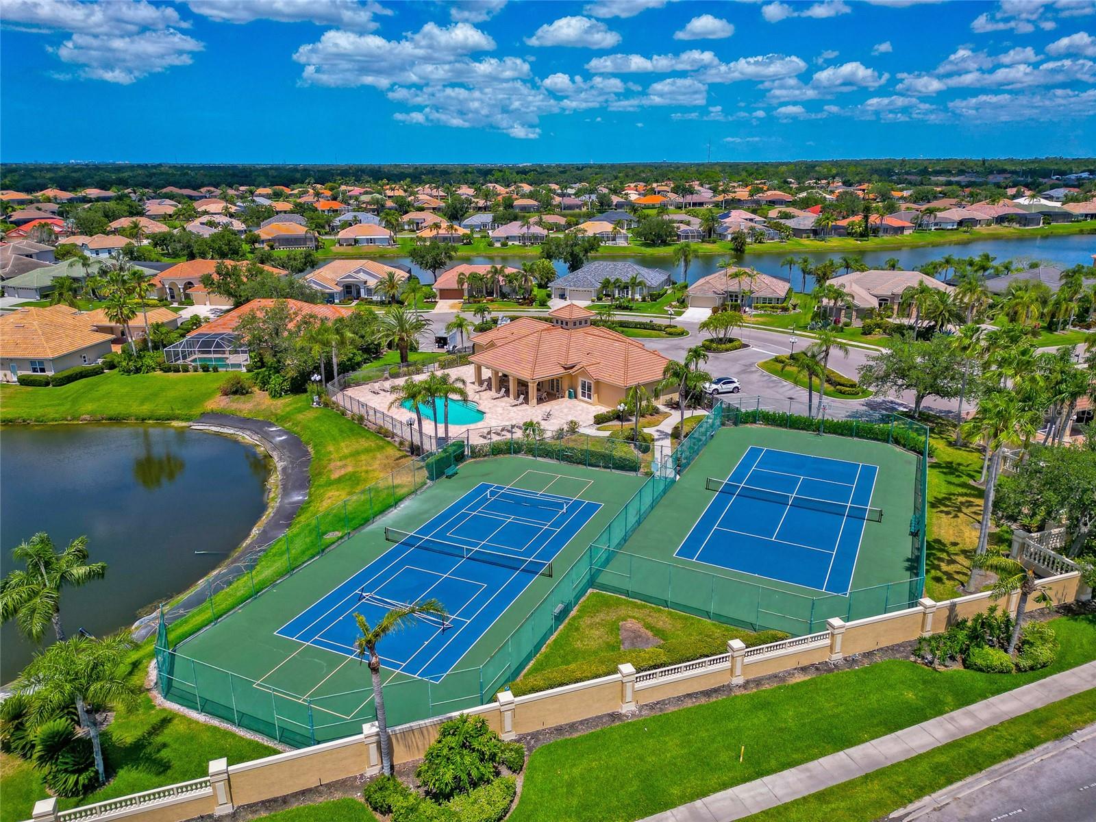 2875 GRAZELAND DR, SARASOTA, FL, 34240