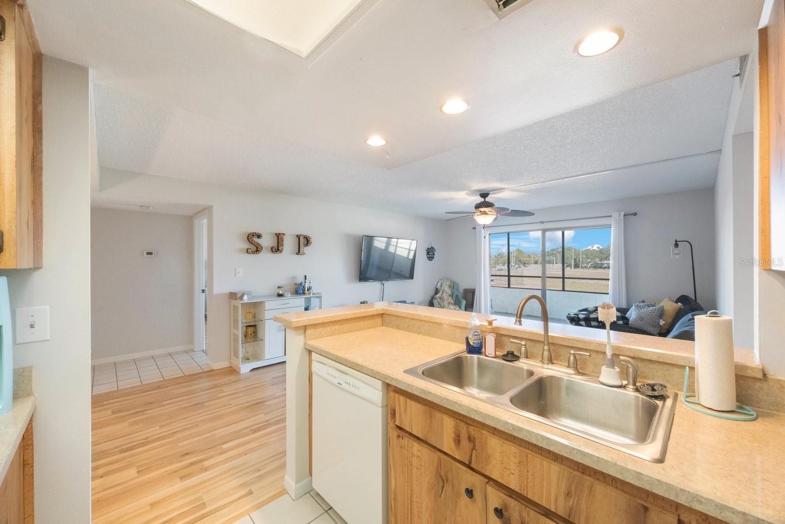 2579 COUNTRYSIDE BLVD #1210, CLEARWATER, FL, 33761