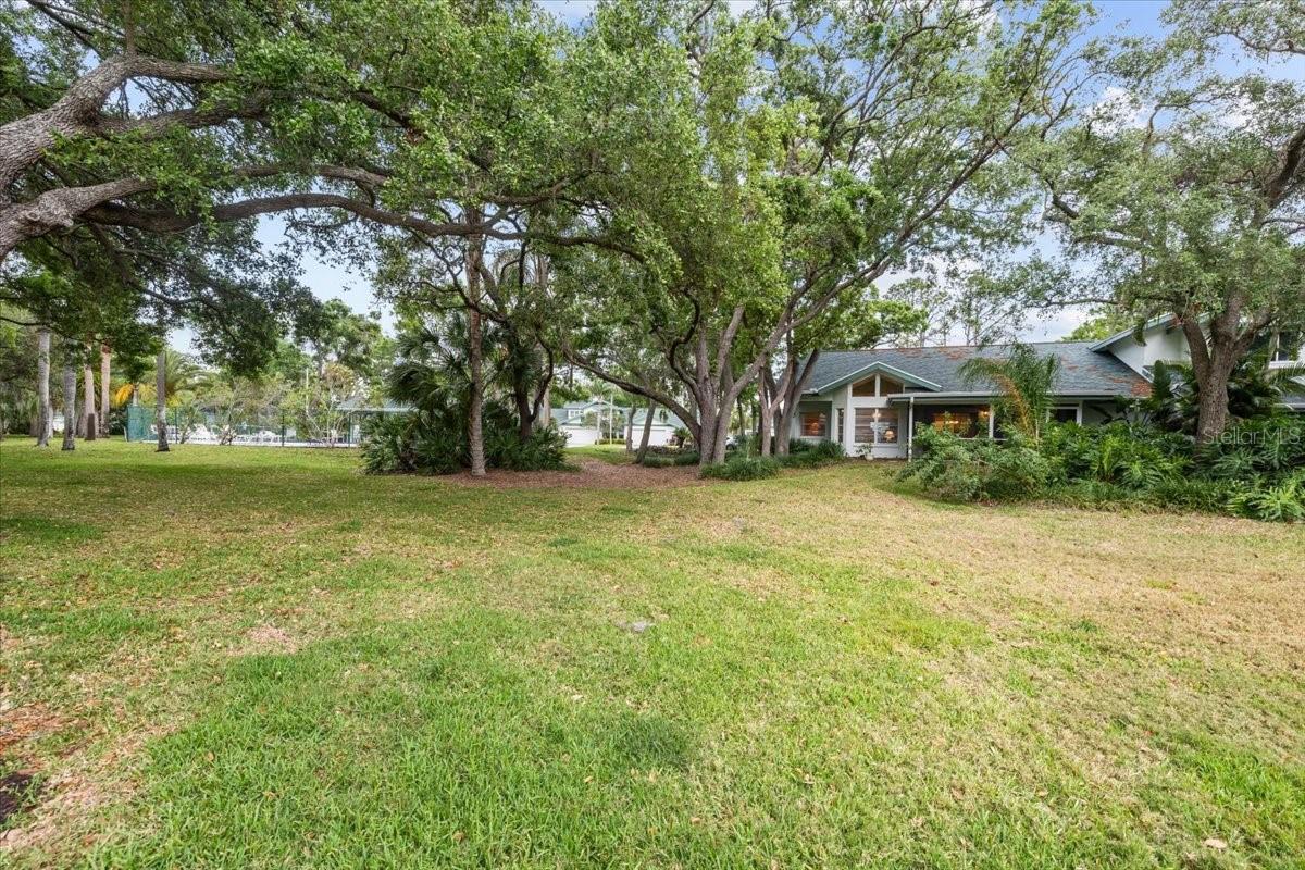 235 WOODRIDGE CIR, OLDSMAR, FL, 34677
