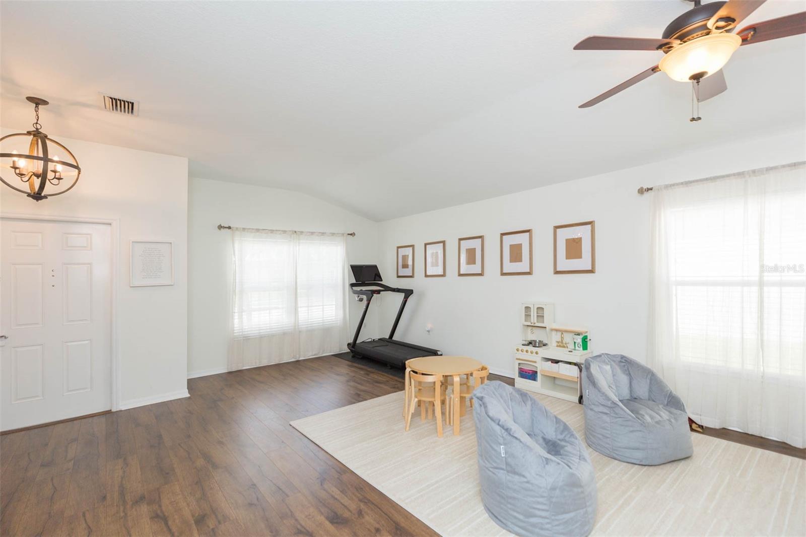 5322 BRADDOCK DR, ZEPHYRHILLS, FL, 33541
