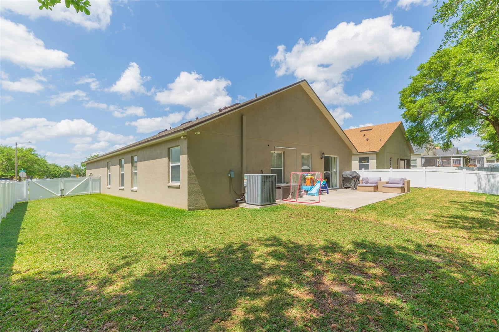 5322 BRADDOCK DR, ZEPHYRHILLS, FL, 33541