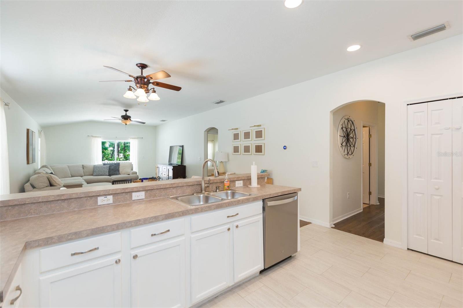 5322 BRADDOCK DR, ZEPHYRHILLS, FL, 33541