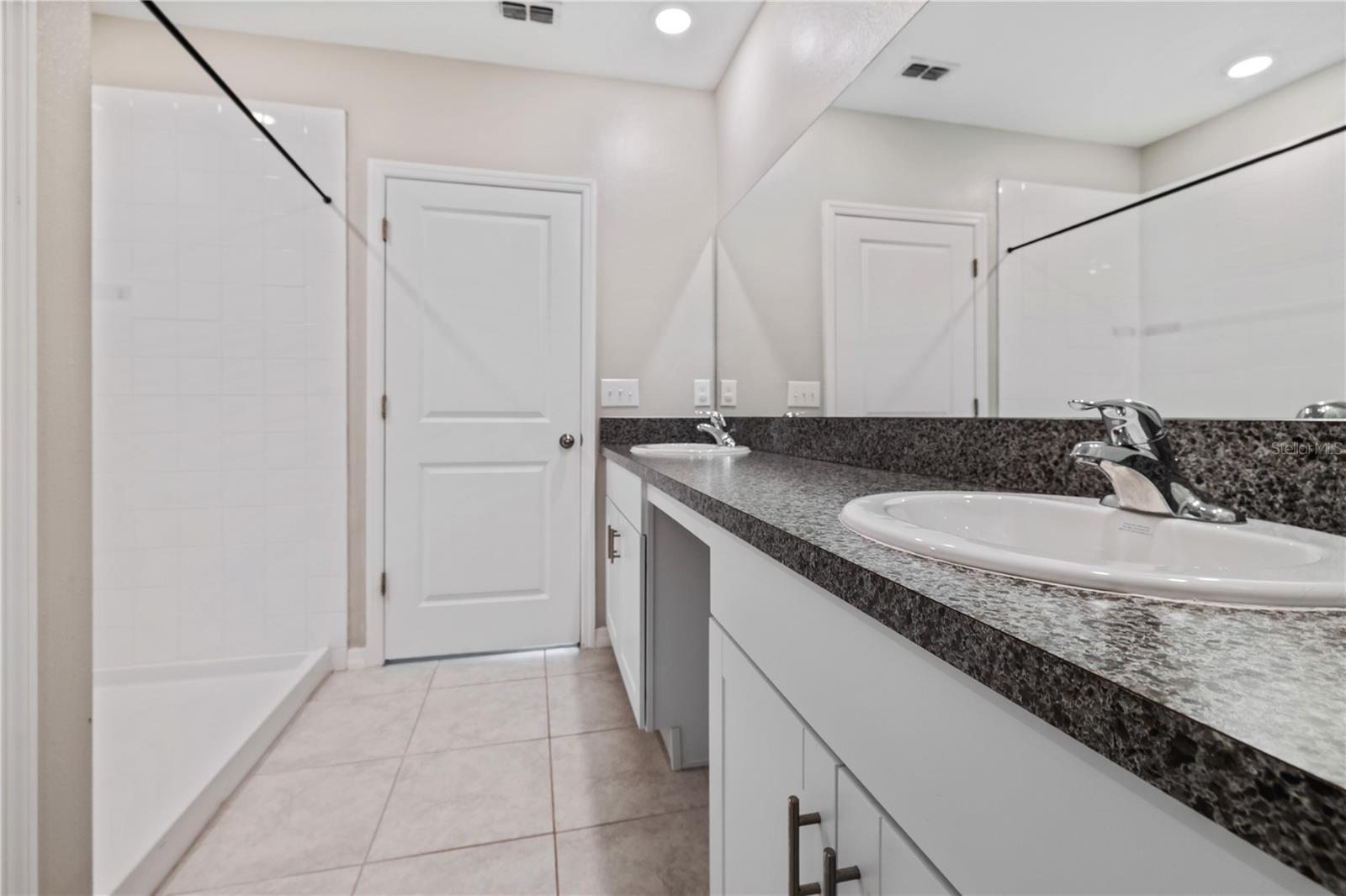 7205 RONNIE GARDENS CT, TAMPA, FL, 33619