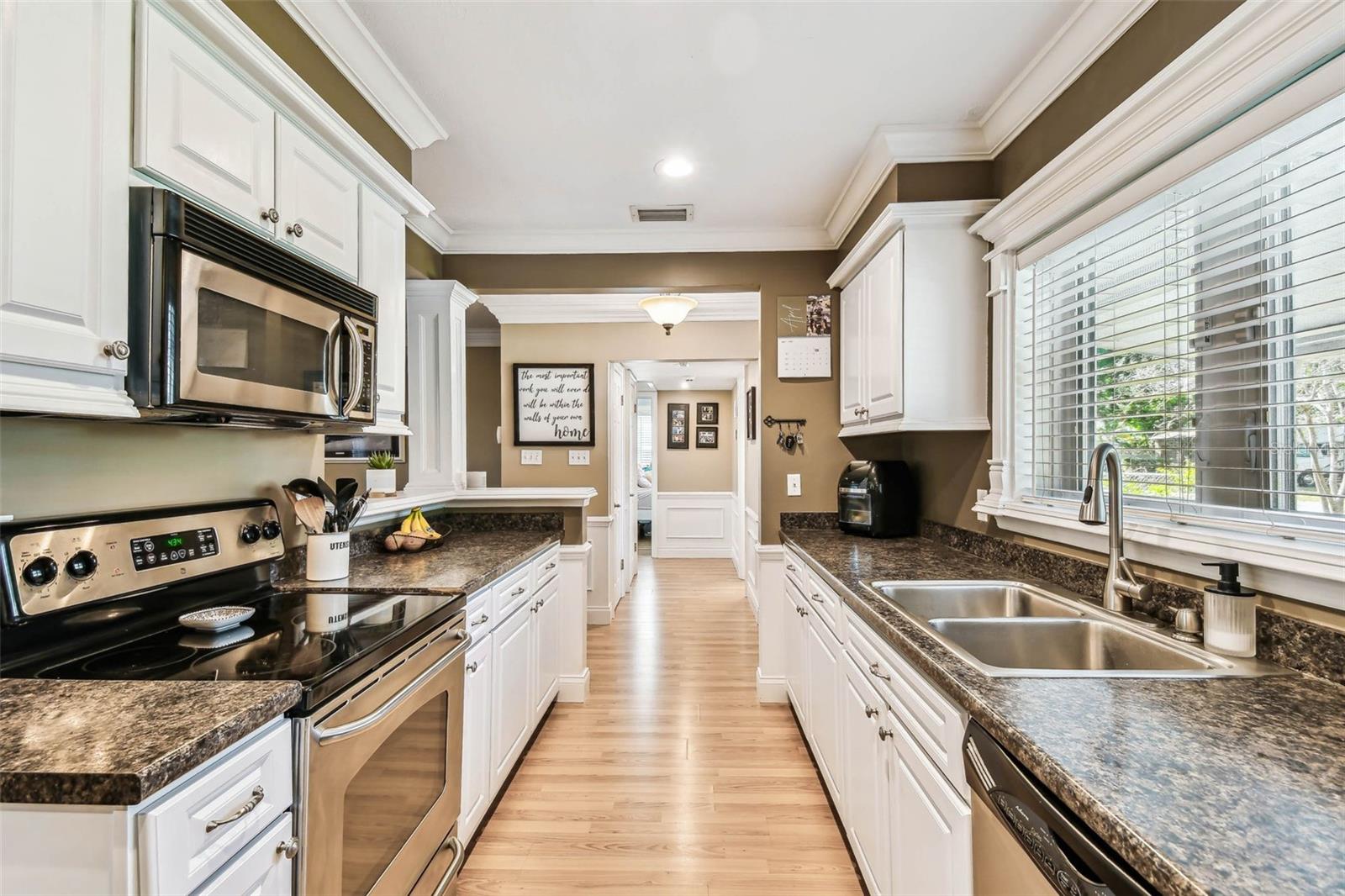 4436 W BAY VILLA AVE, TAMPA, FL, 33611