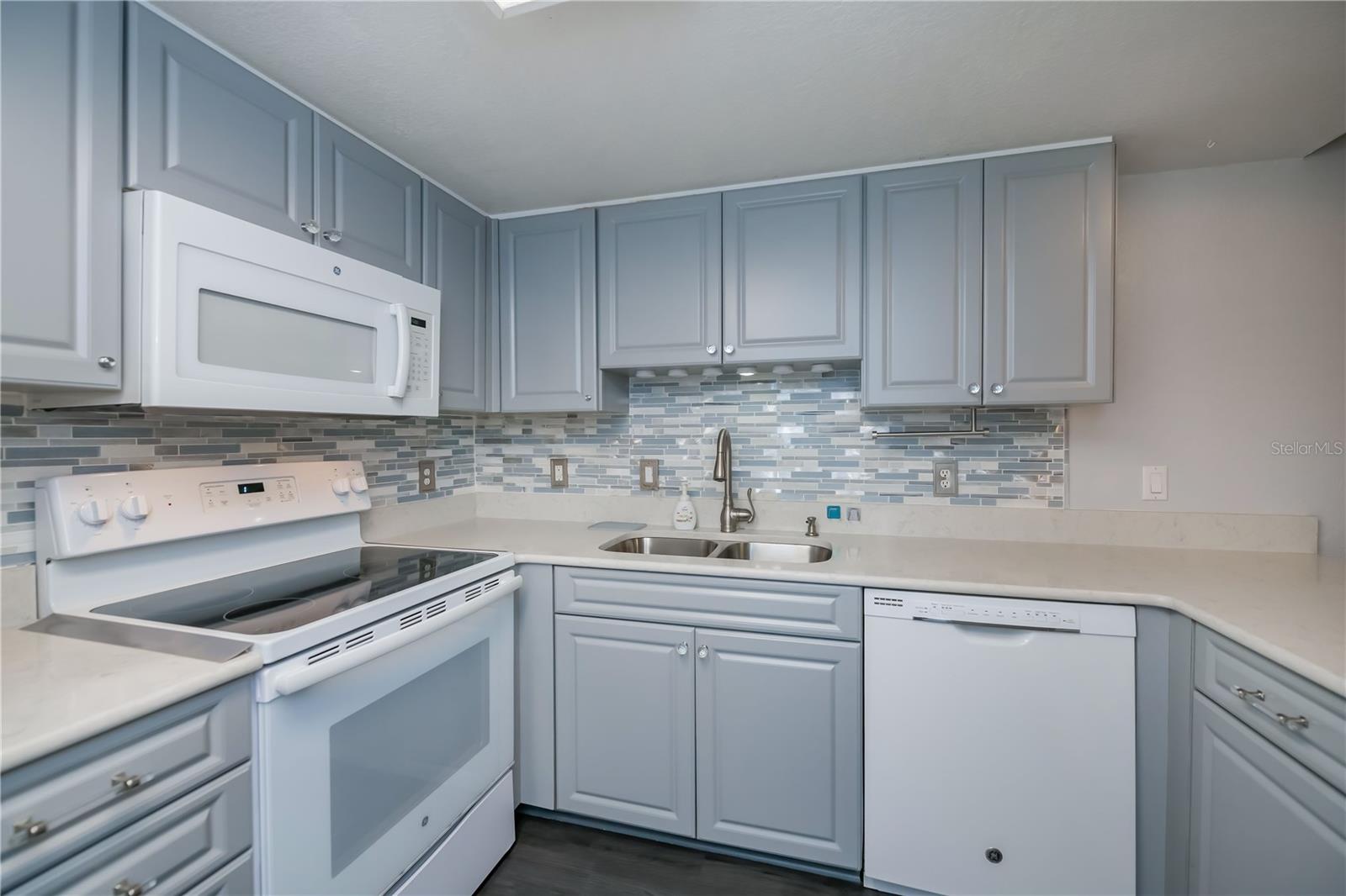 1051 FORREST NELSON BLVD #104, PORT CHARLOTTE, FL, 33952