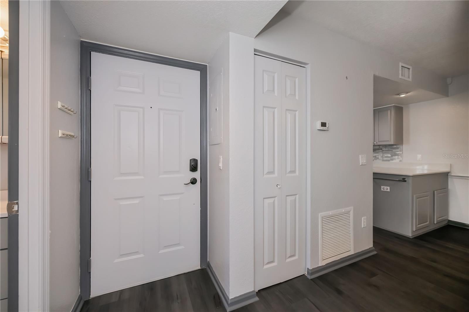 1051 FORREST NELSON BLVD #104, PORT CHARLOTTE, FL, 33952
