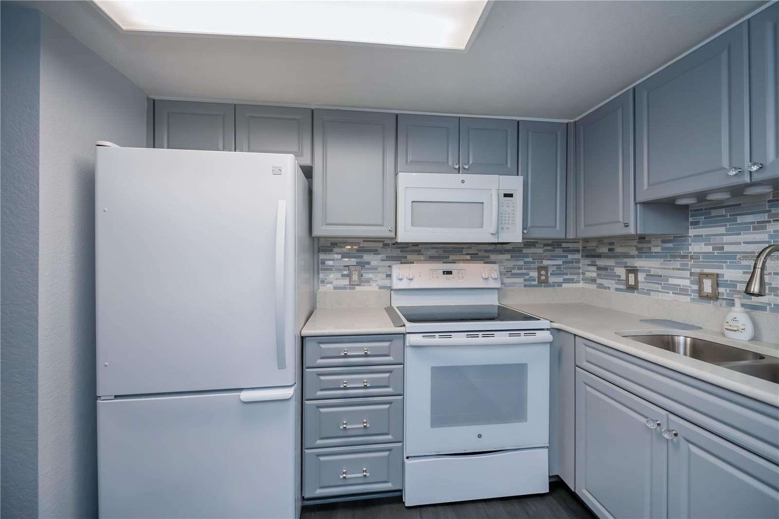 1051 FORREST NELSON BLVD #104, PORT CHARLOTTE, FL, 33952