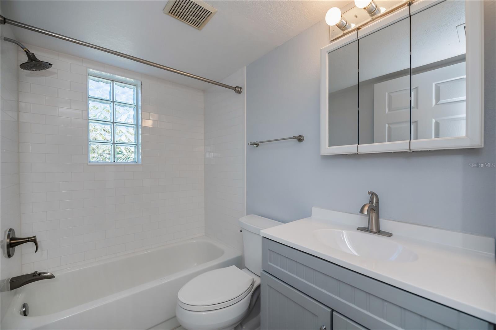 1051 FORREST NELSON BLVD #104, PORT CHARLOTTE, FL, 33952