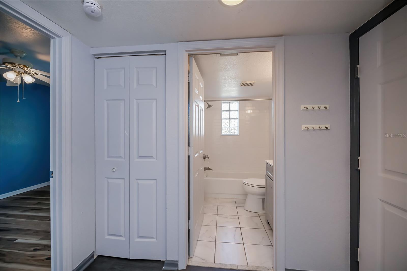 1051 FORREST NELSON BLVD #104, PORT CHARLOTTE, FL, 33952