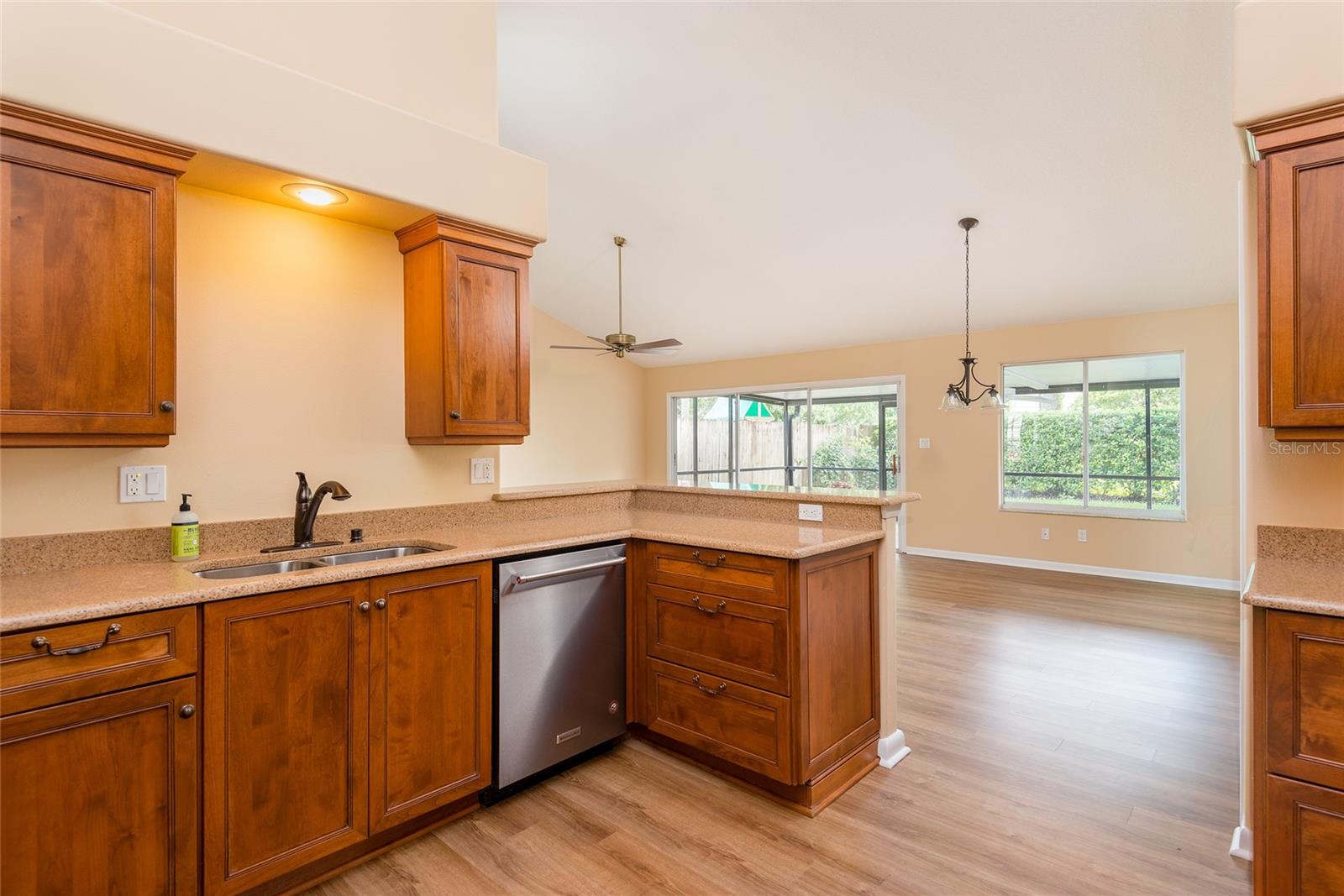 14507 NETTLE CREEK RD, TAMPA, FL, 33624