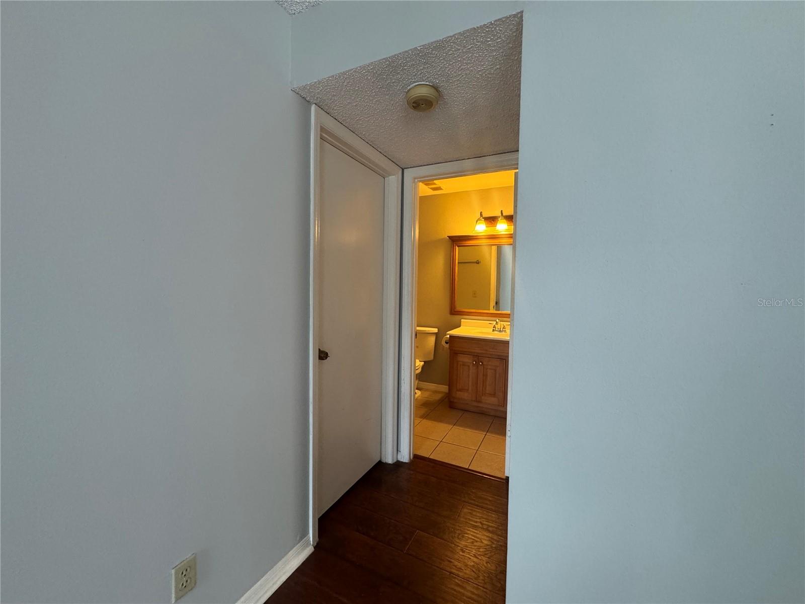 6154 WESTGATE DR #202, ORLANDO, FL, 32835