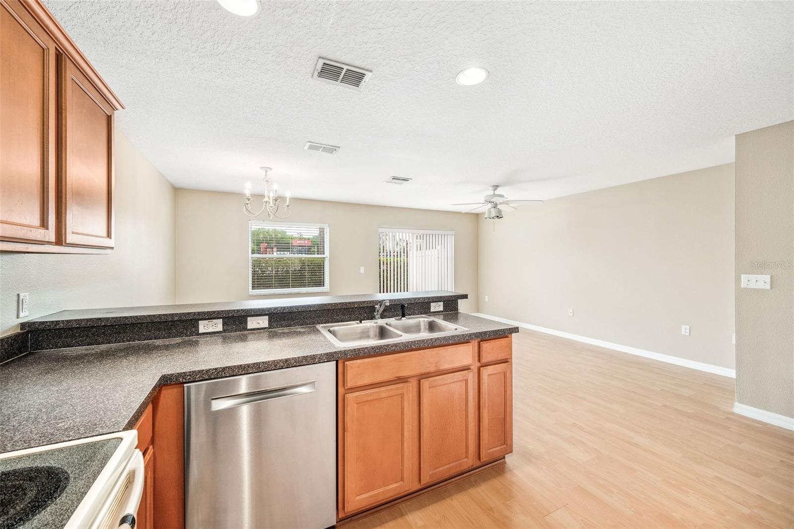 5004 ASHFORD FALLS LN, OVIEDO, FL, 32765