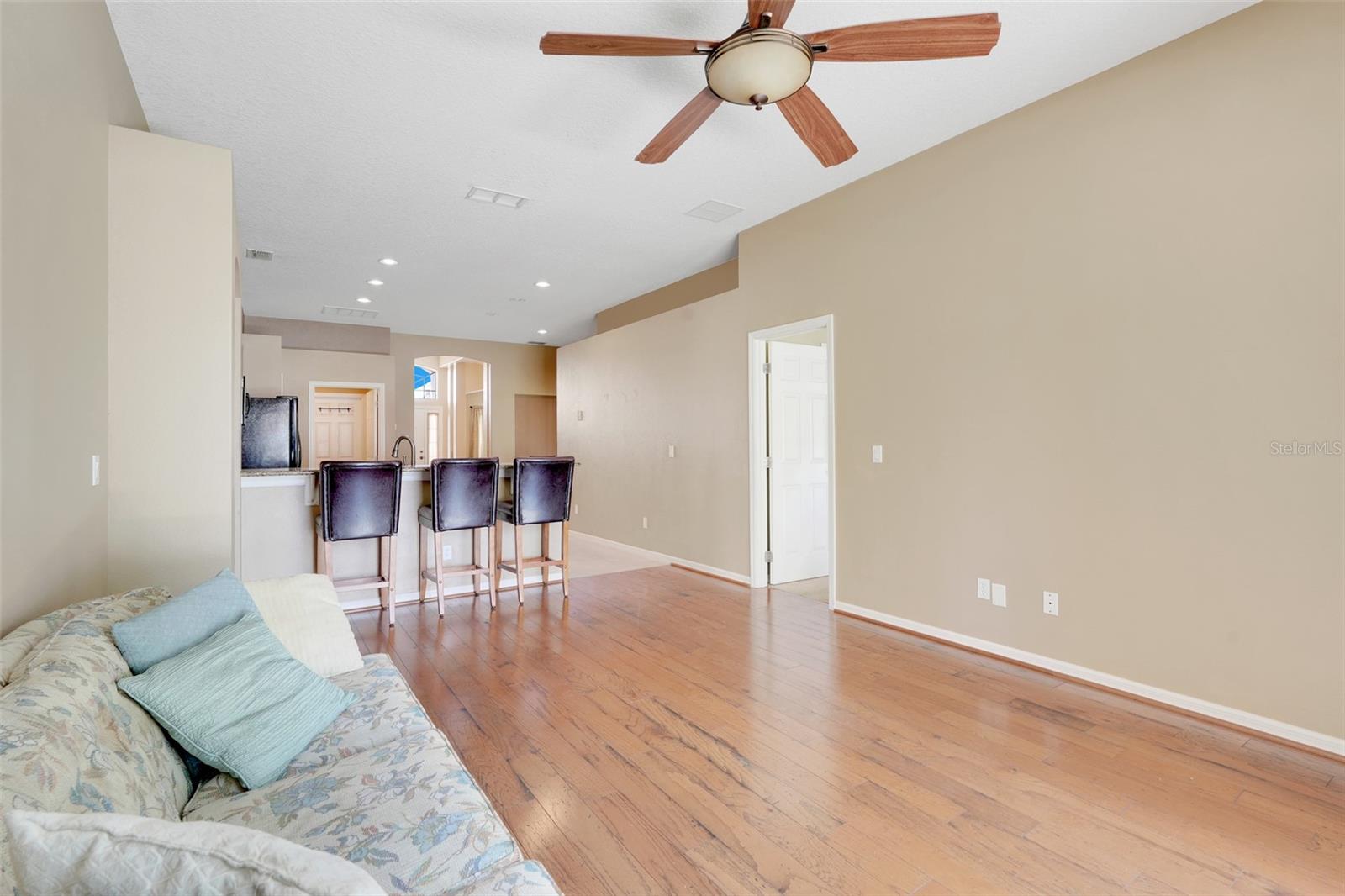 2131 LAPARELLE DR, KISSIMMEE, FL, 34746