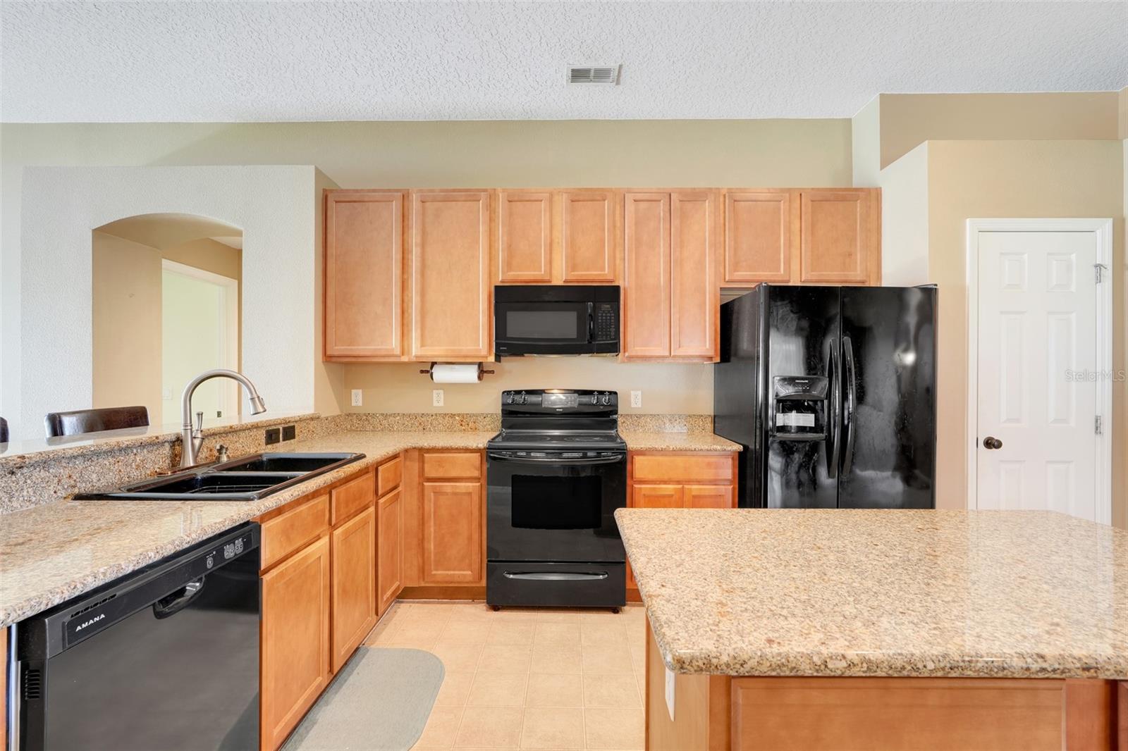 2131 LAPARELLE DR, KISSIMMEE, FL, 34746