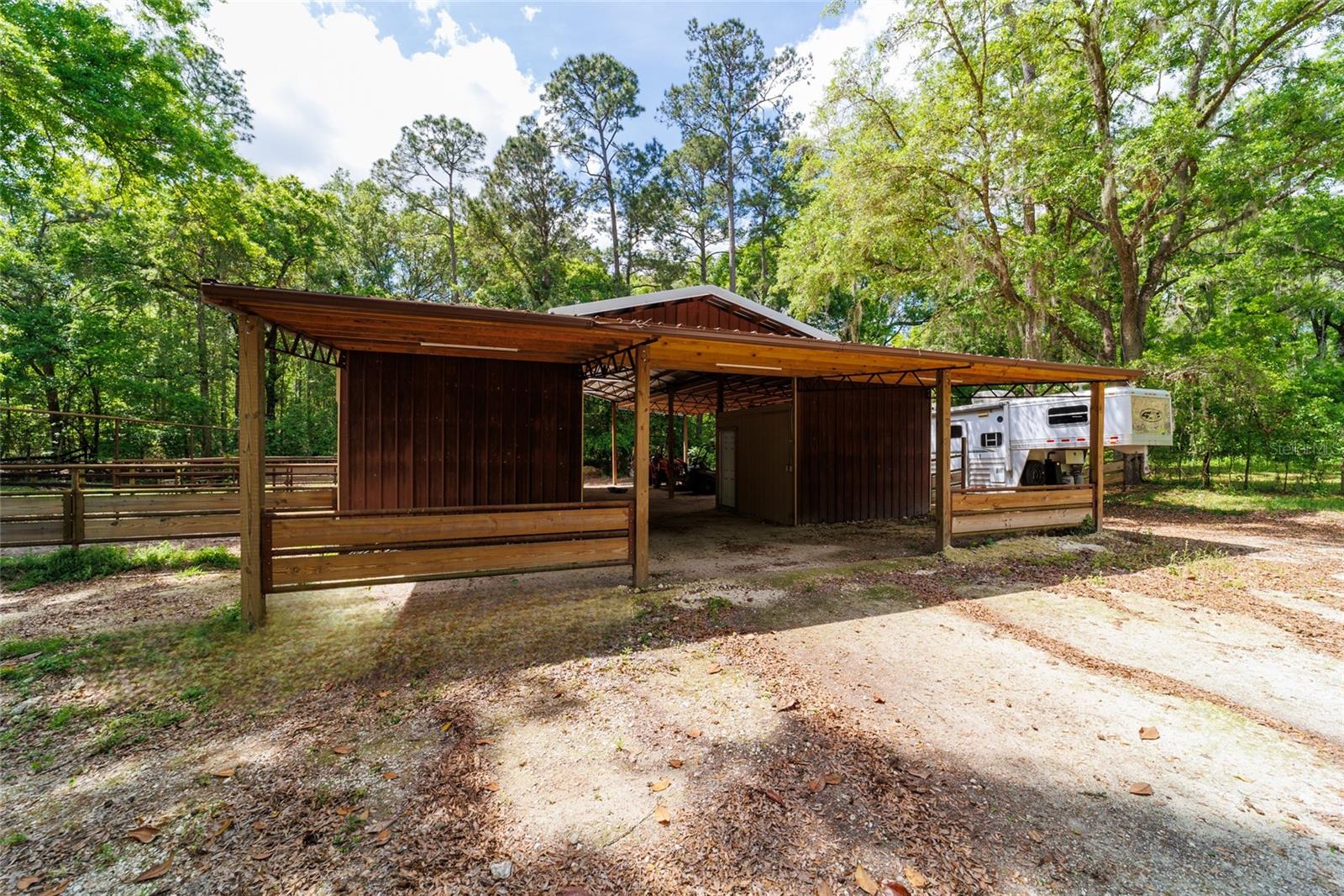 21990 NE HIGHWAY 27, WILLISTON, FL, 32696