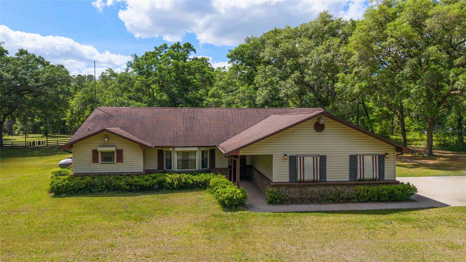 21990 NE HIGHWAY 27, WILLISTON, FL, 32696