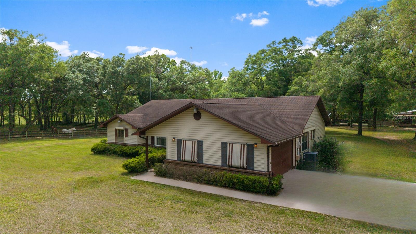 21990 NE HIGHWAY 27, WILLISTON, FL, 32696