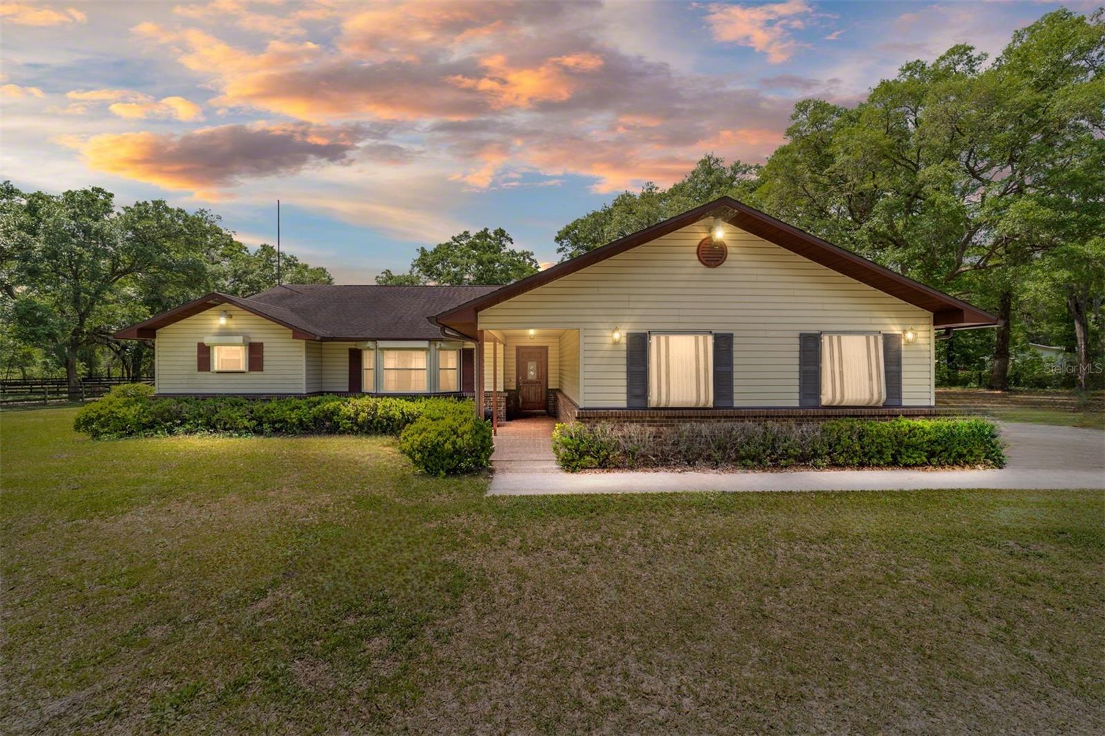 21990 NE HIGHWAY 27, WILLISTON, FL, 32696