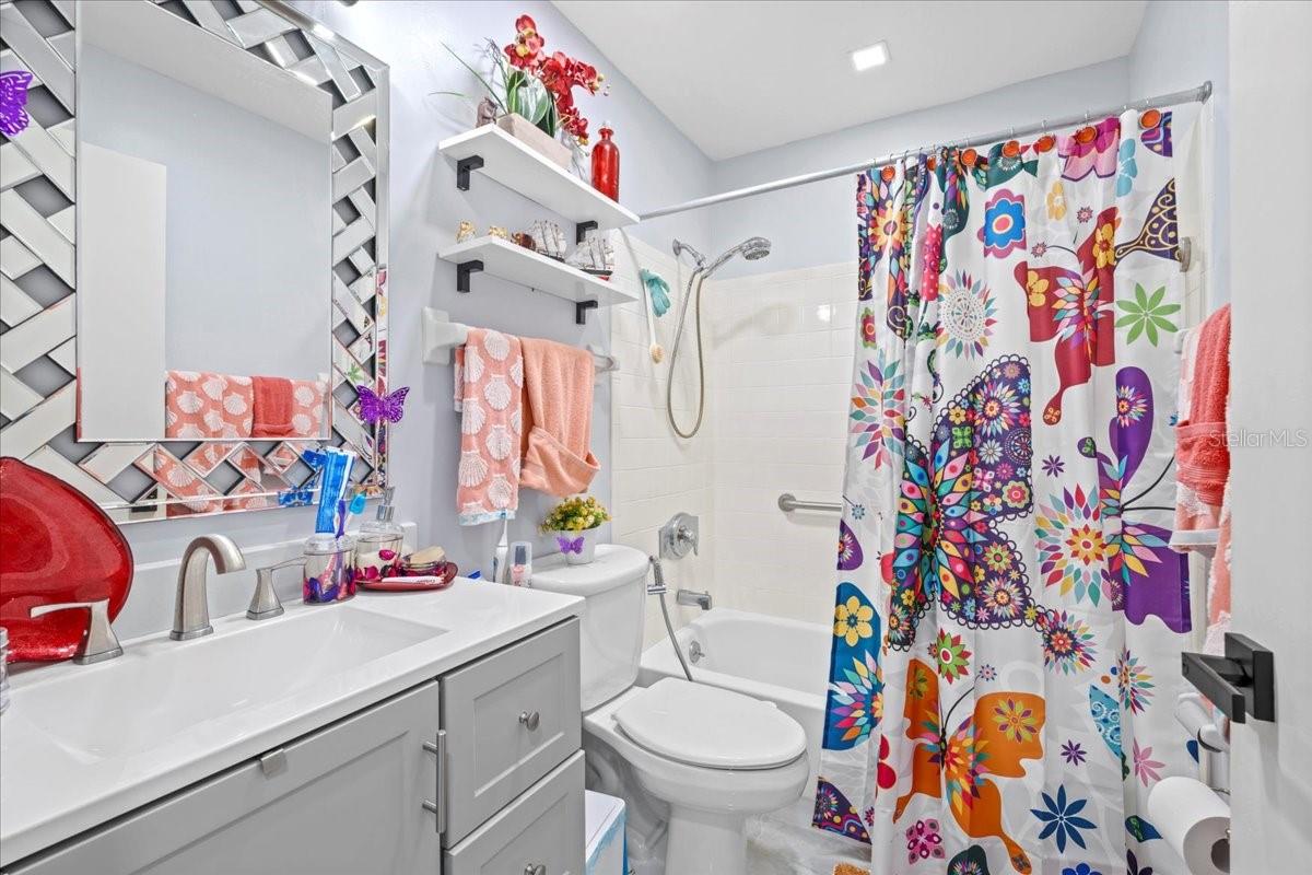 25068 HARBORVIEW RD #1B, PUNTA GORDA, FL, 33980