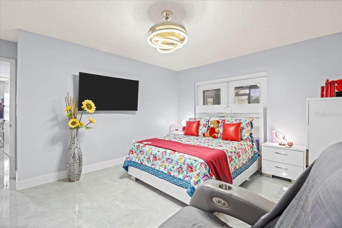 25068 HARBORVIEW RD #1B, PUNTA GORDA, FL, 33980