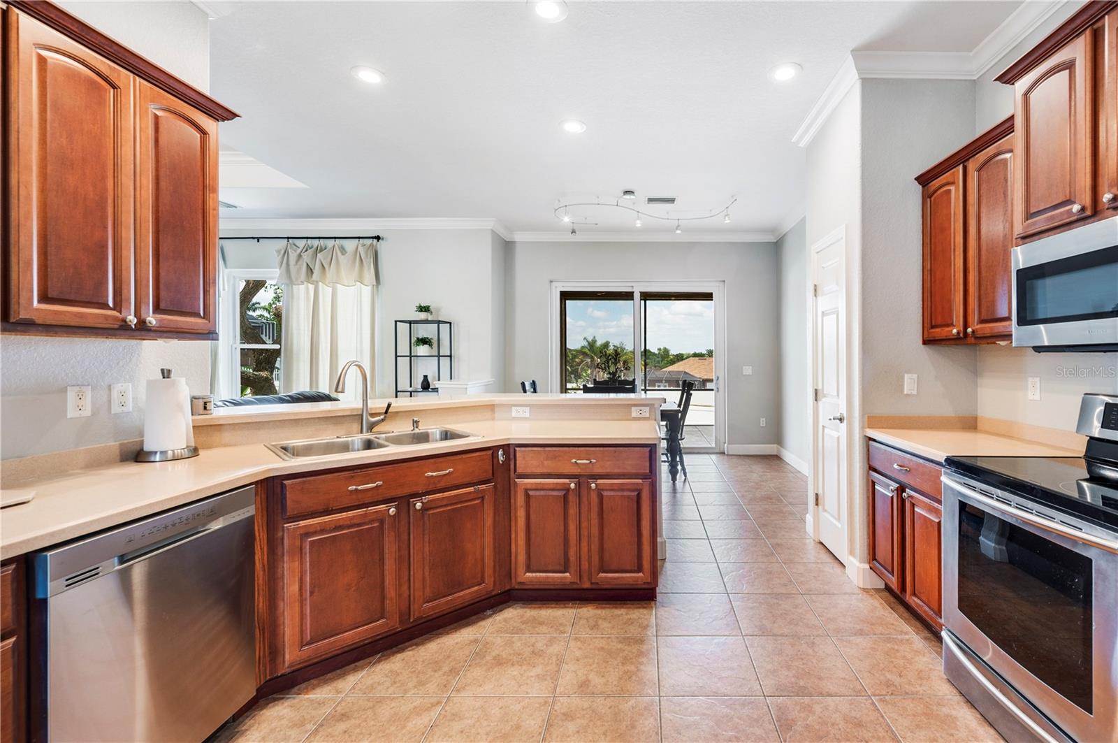 6720 HIGHLANDS CREEK LOOP, LAKELAND, FL, 33813