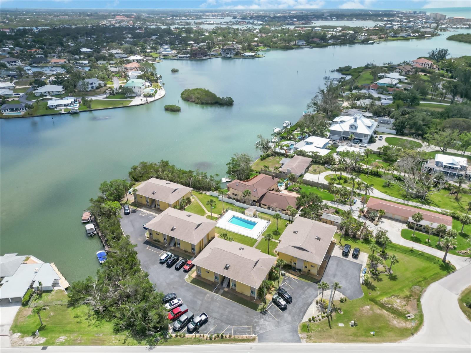 101 LOUELLA LN #11, NOKOMIS, FL, 34275