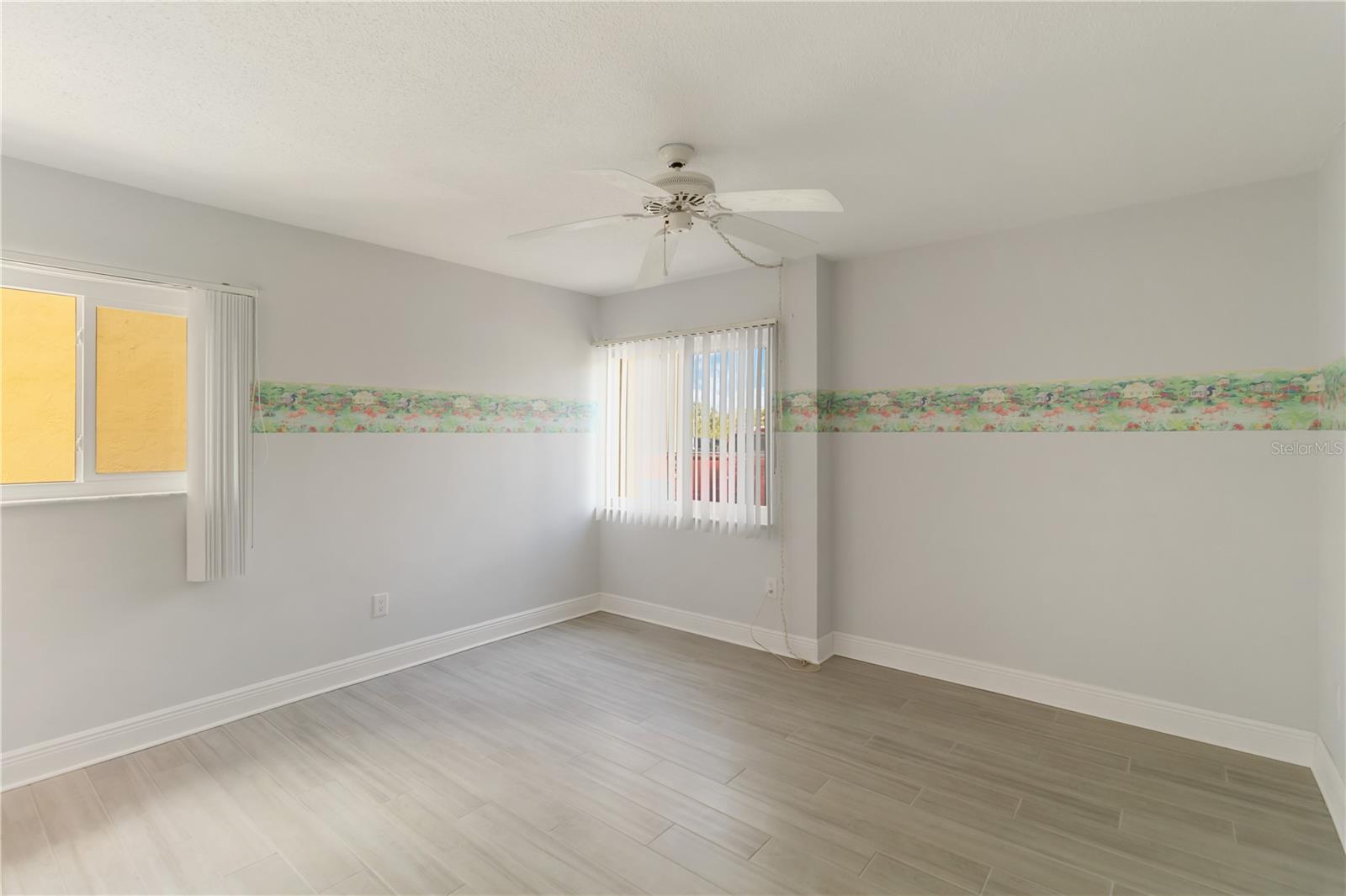 101 LOUELLA LN #11, NOKOMIS, FL, 34275