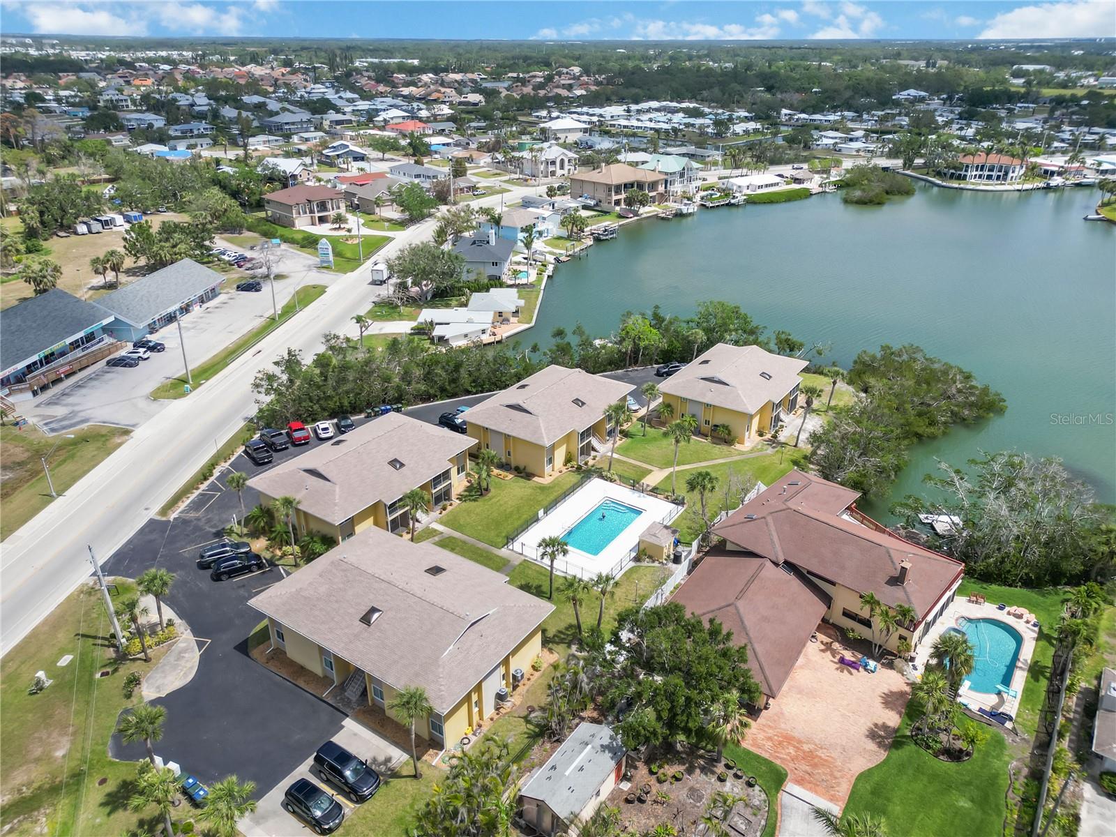 101 LOUELLA LN #11, NOKOMIS, FL, 34275