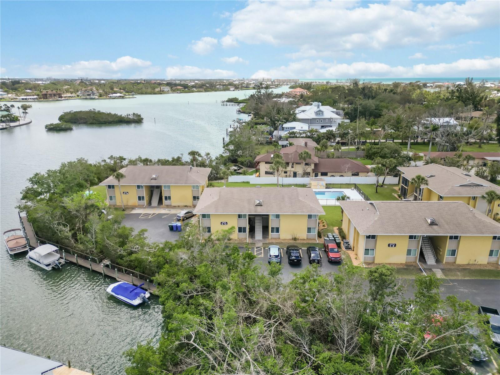 101 LOUELLA LN #11, NOKOMIS, FL, 34275