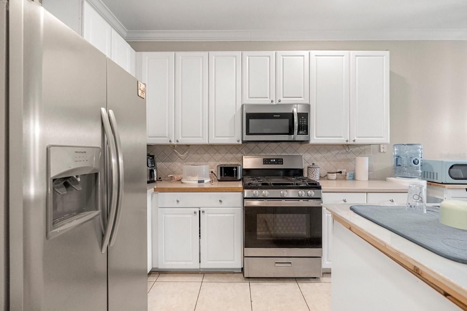 817 ASSEMBLY CT, REUNION, FL, 34747