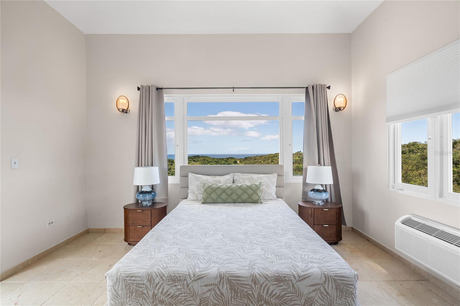 PR9112888 Property Photo