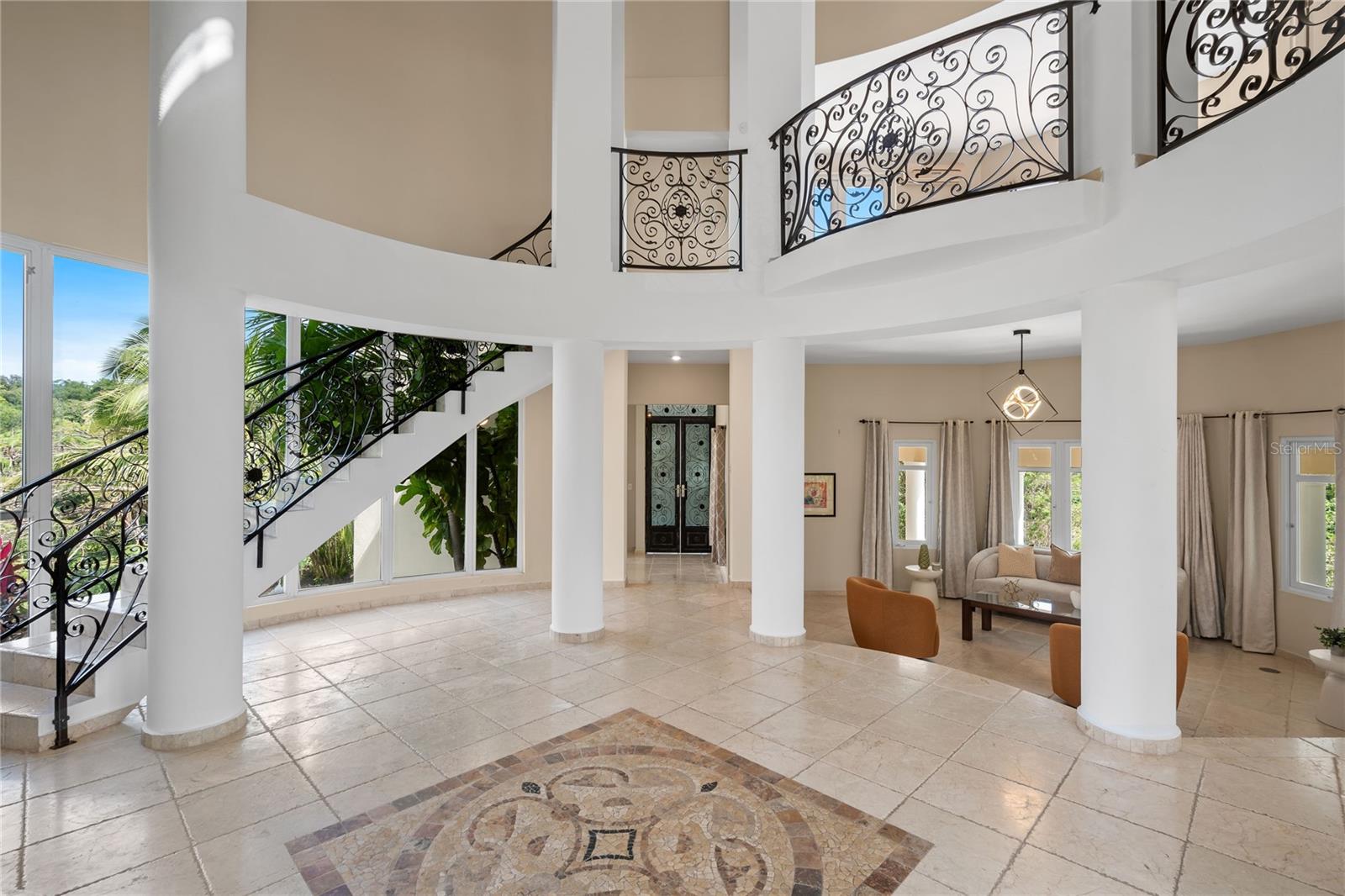 PR9112888 Property Photo