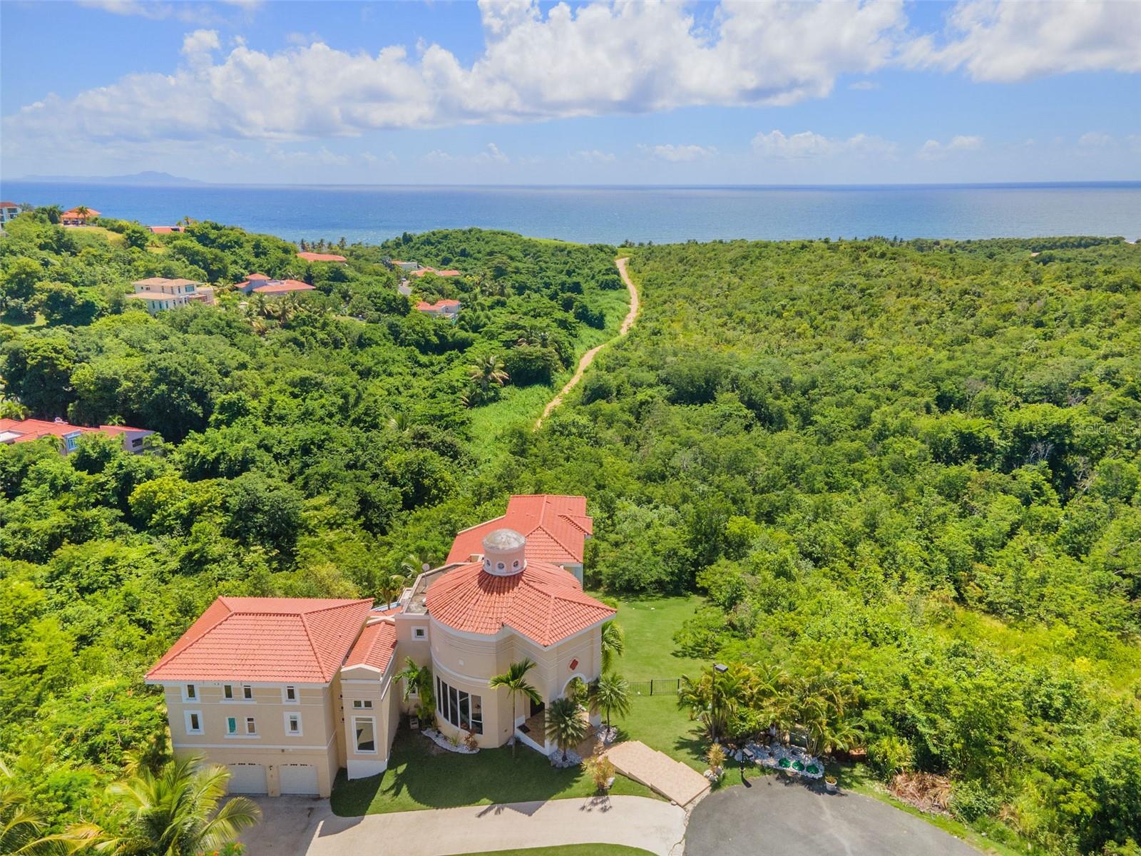 PR9112888 Property Photo