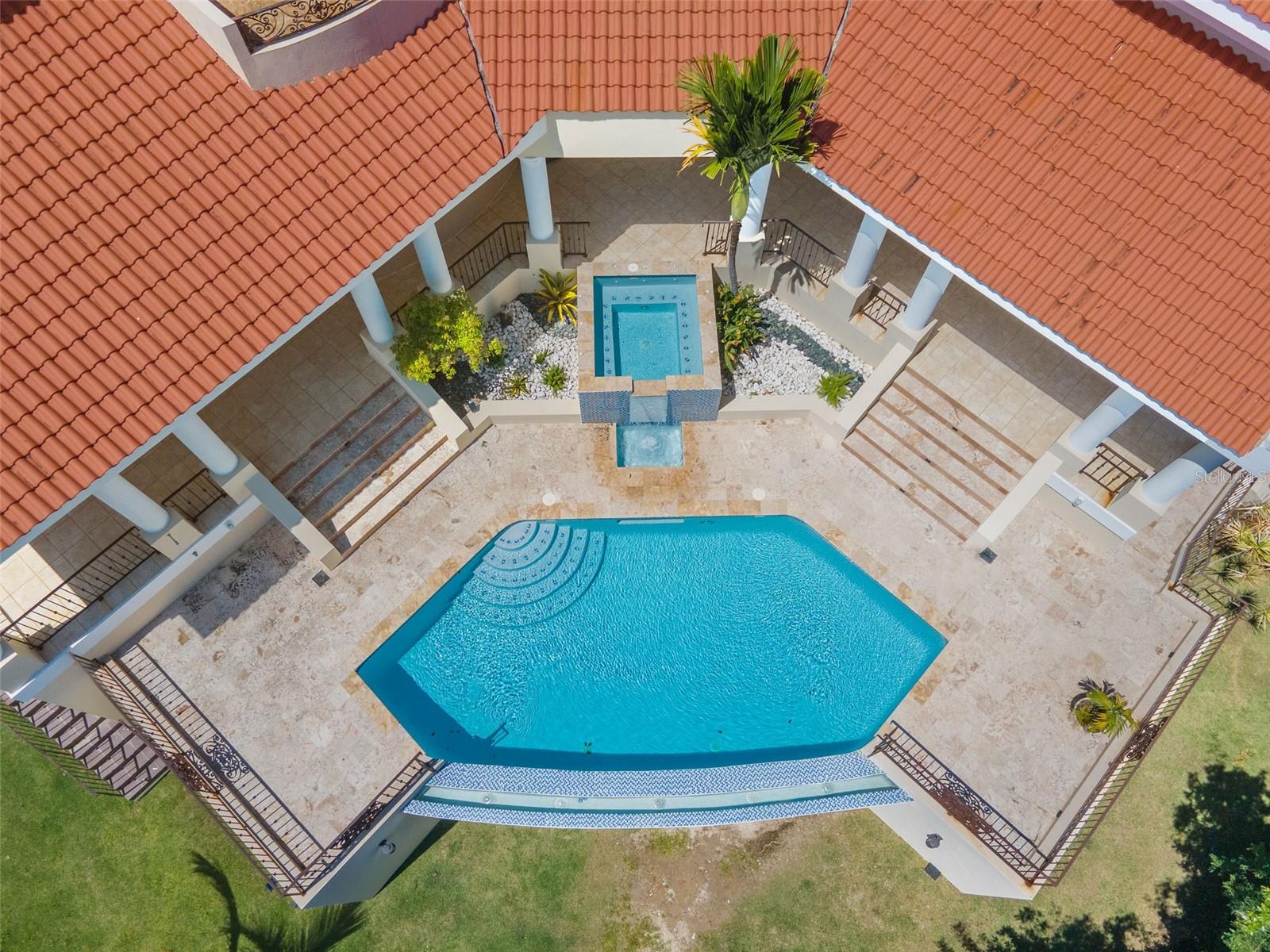 PR9112888 Property Photo