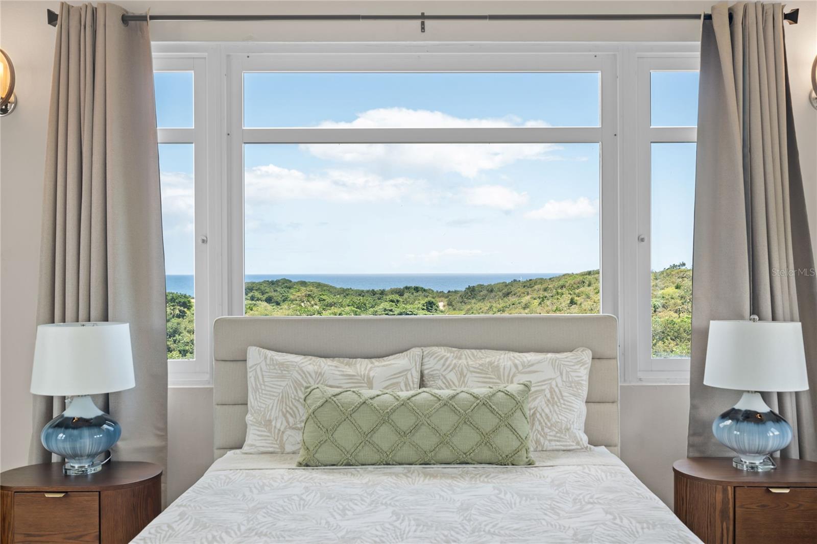 PR9112888 Property Photo