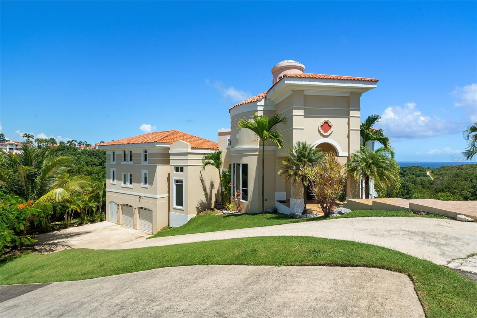 PR9112888 Property Photo