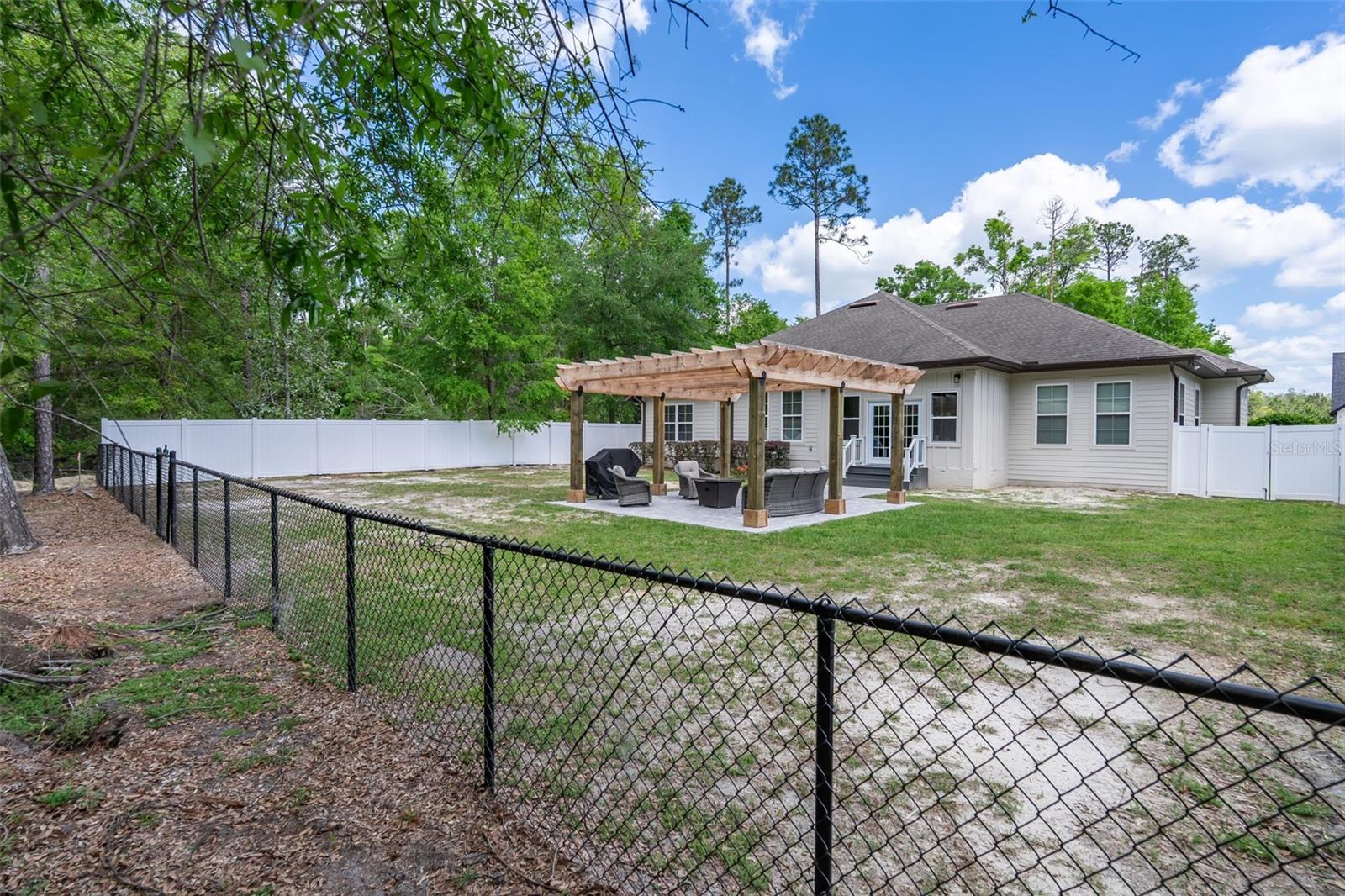 410 SW SILVER PALM DR, LAKE CITY, FL, 32024