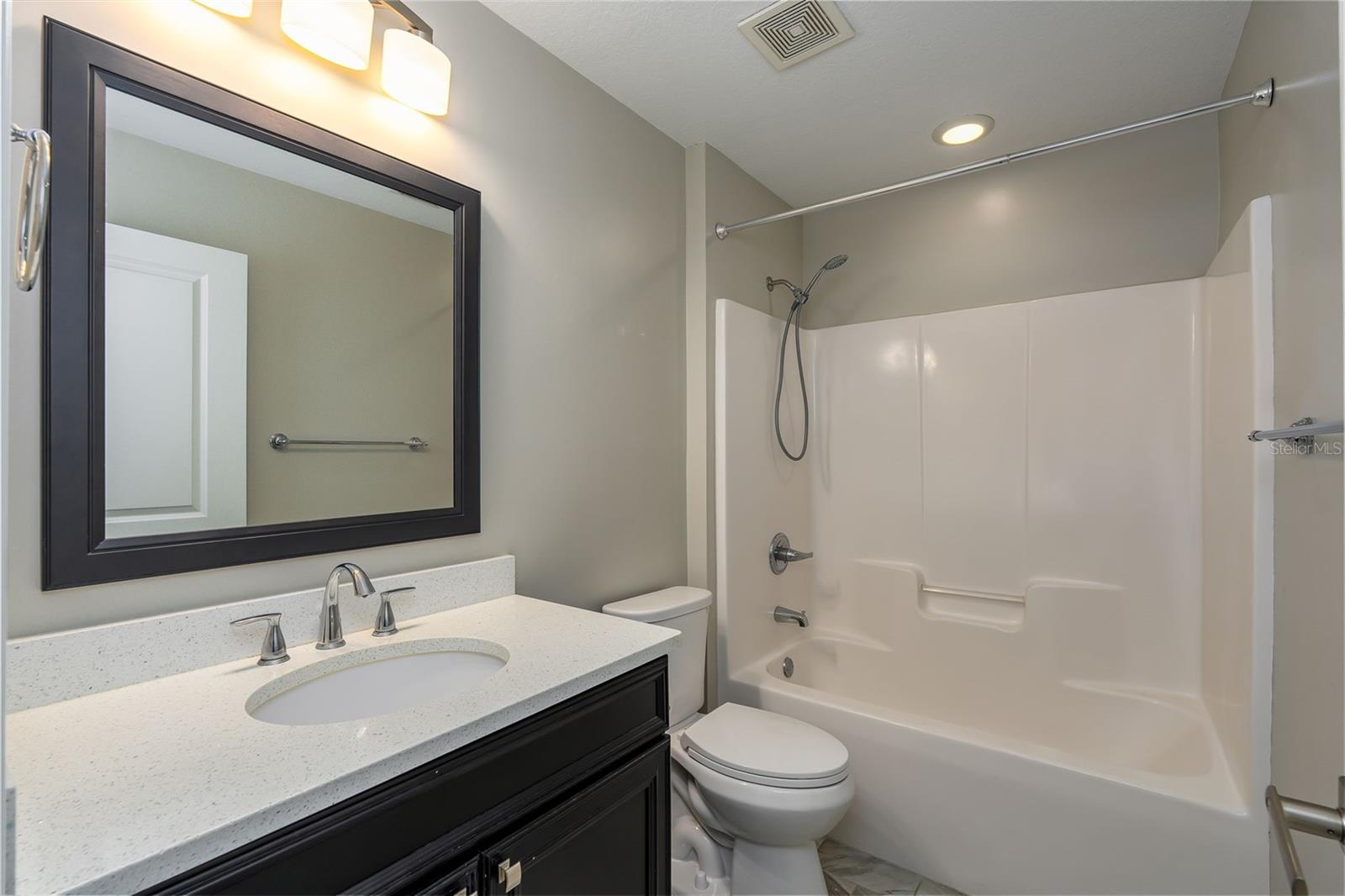 410 SW SILVER PALM DR, LAKE CITY, FL, 32024