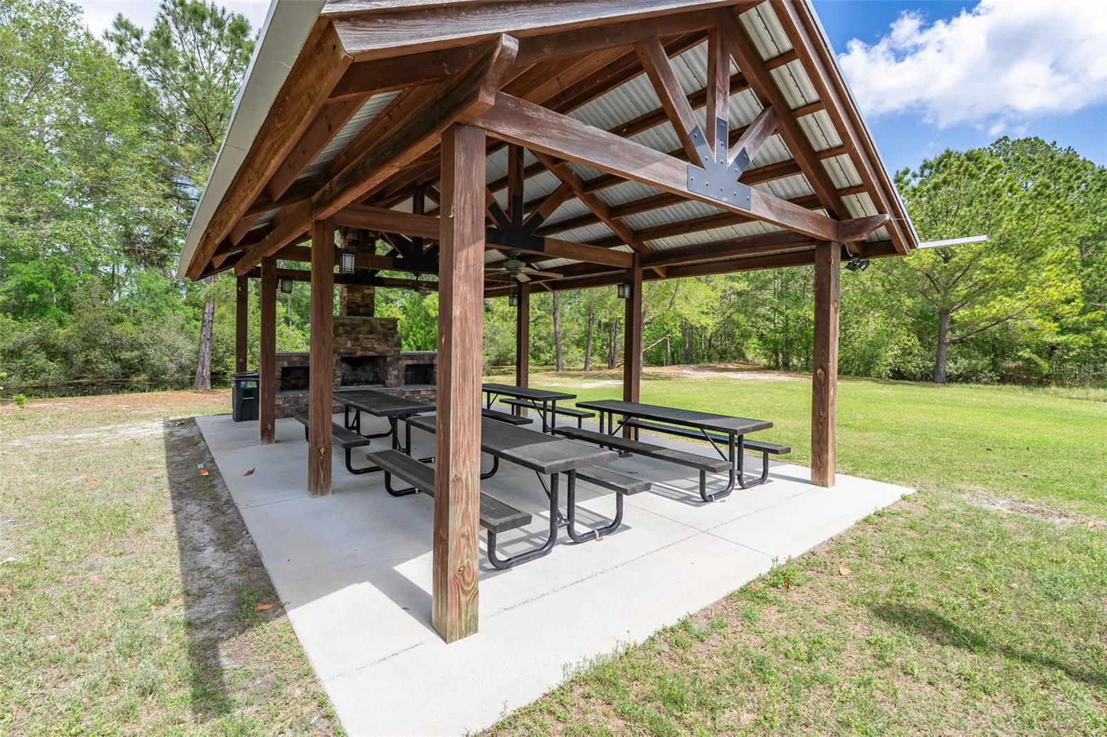 410 SW SILVER PALM DR, LAKE CITY, FL, 32024