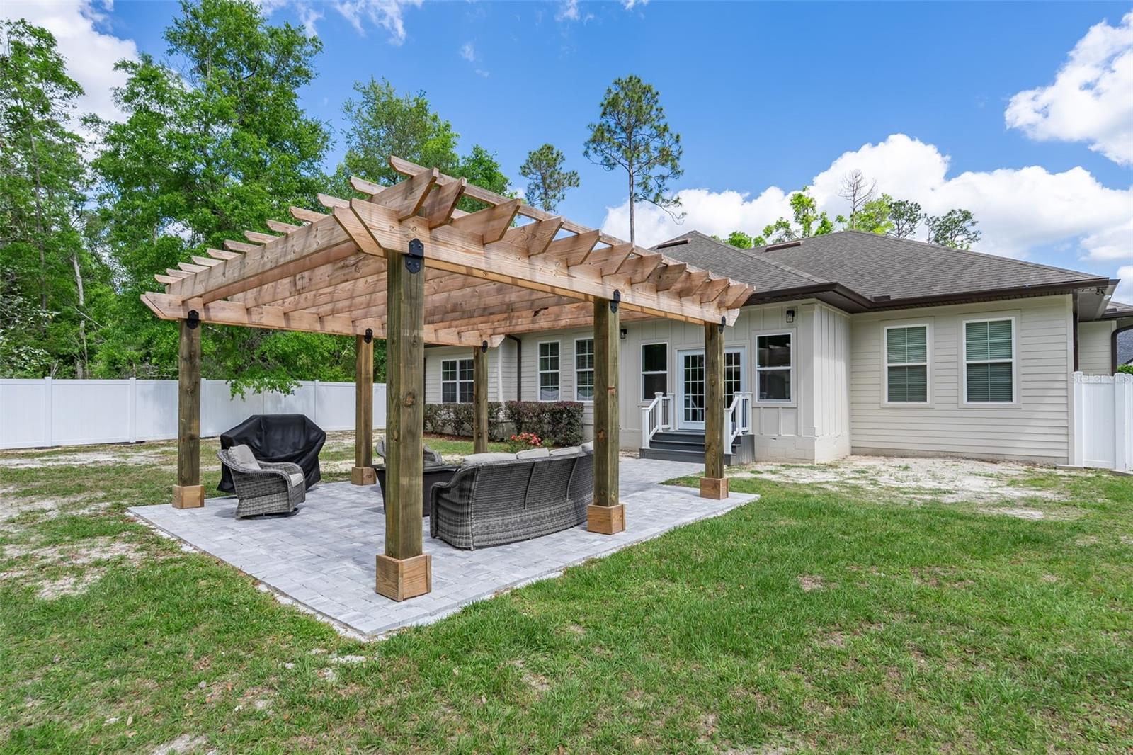 410 SW SILVER PALM DR, LAKE CITY, FL, 32024