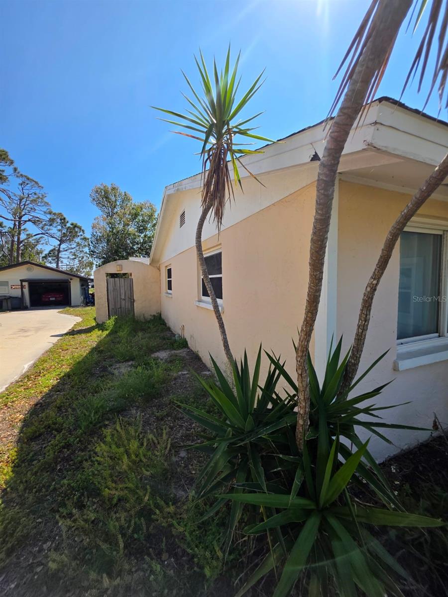 855 LIBERTY ST, ENGLEWOOD, FL, 34223