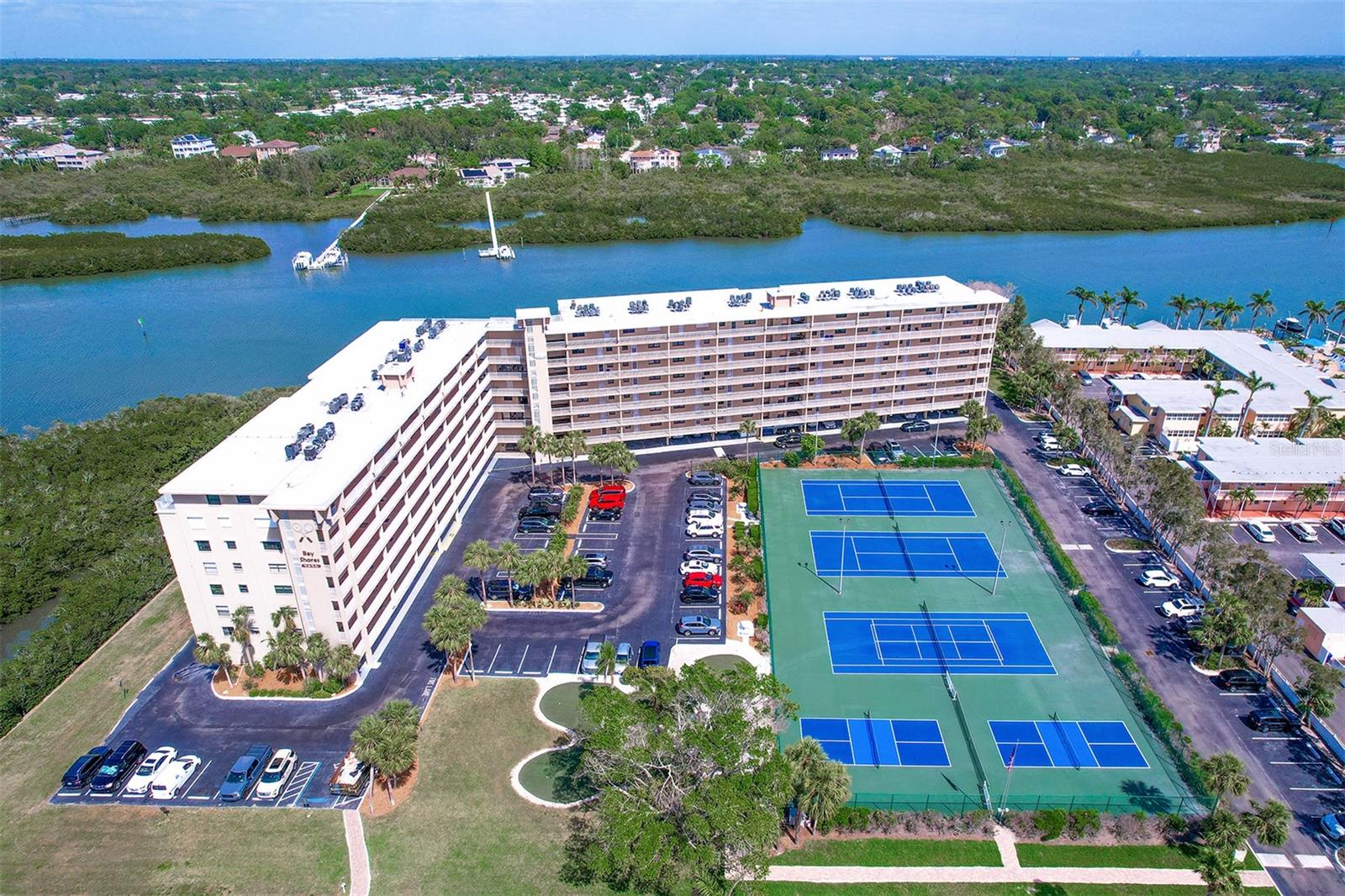 19451 GULF BLVD #506, INDIAN SHORES, FL, 33785