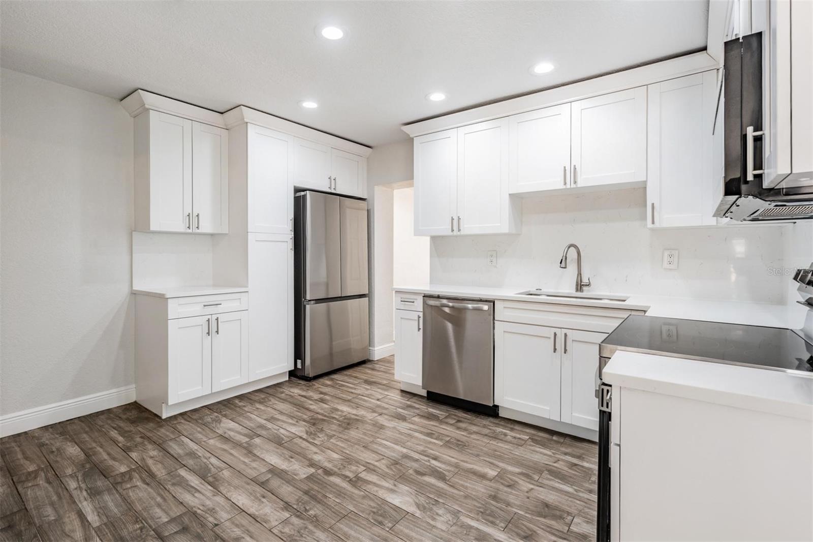 805 E ELM ST, TAMPA, FL, 33604