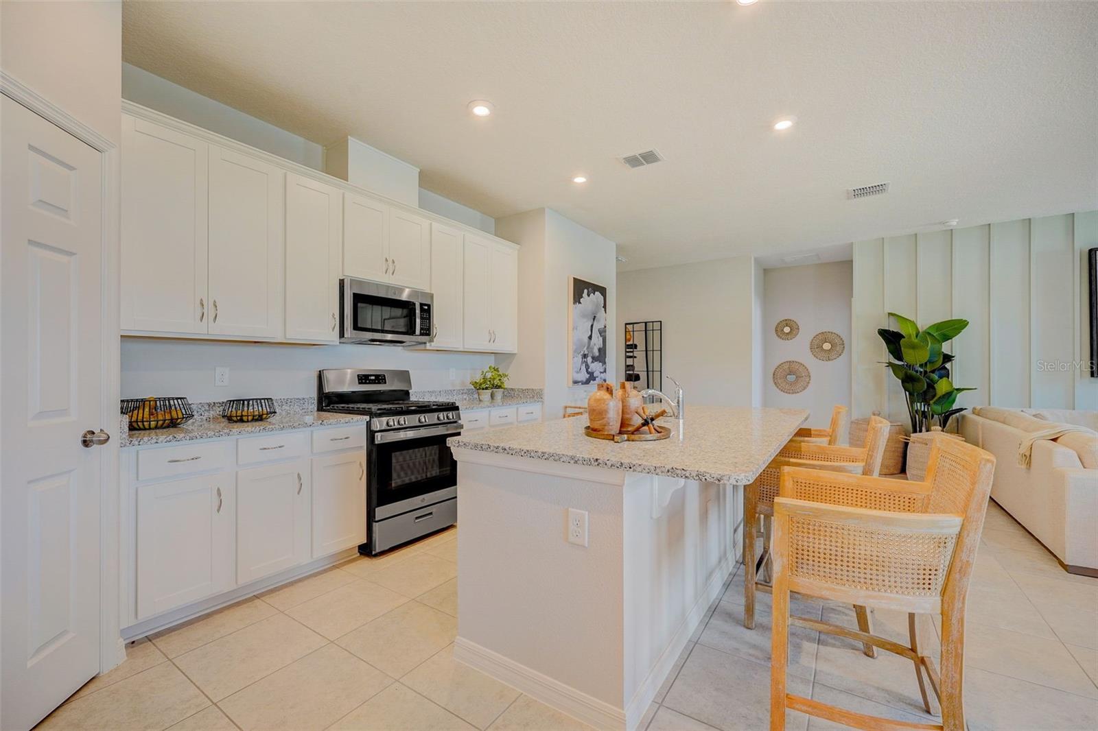 1215 NORMANDY DR, HAINES CITY, FL, 33844