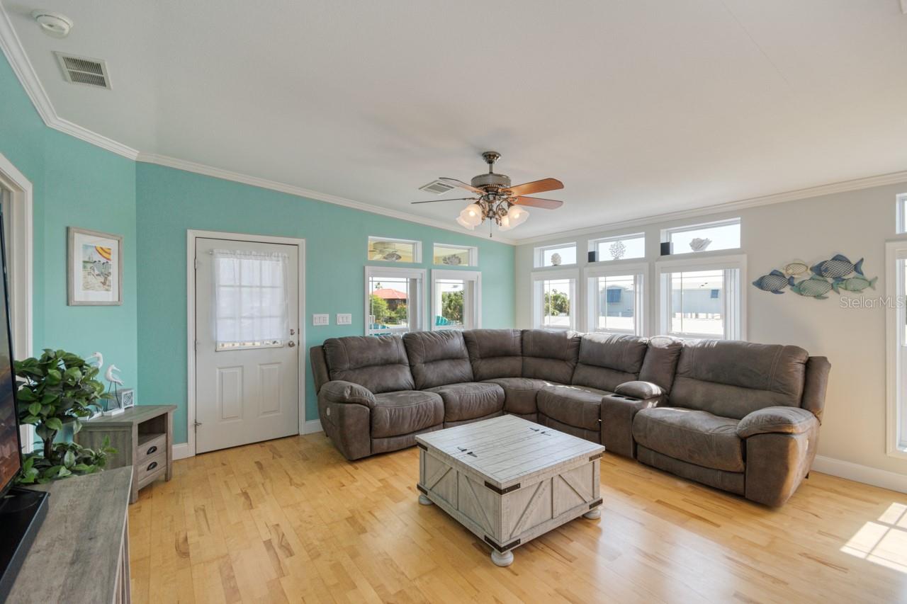 30 CONNIE DR, CRAWFORDVILLE, FL, 32327