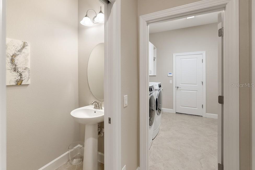 8725 AMARETTO AVE, SARASOTA, FL, 34238